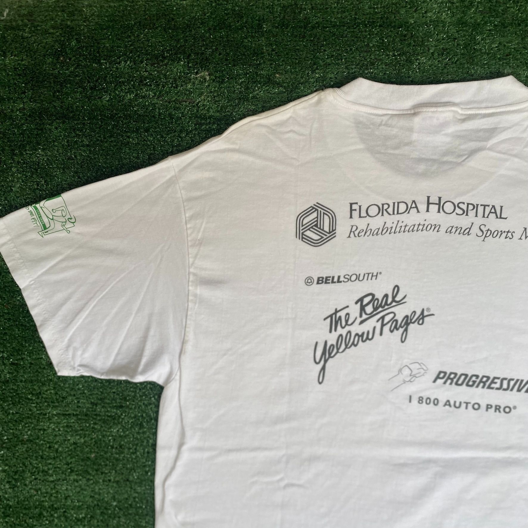 Hanes Vintage 90s Nature Art Shirt Floral Winter Park Race Tee Size US L / EU 52-54 / 3 - 7 Thumbnail
