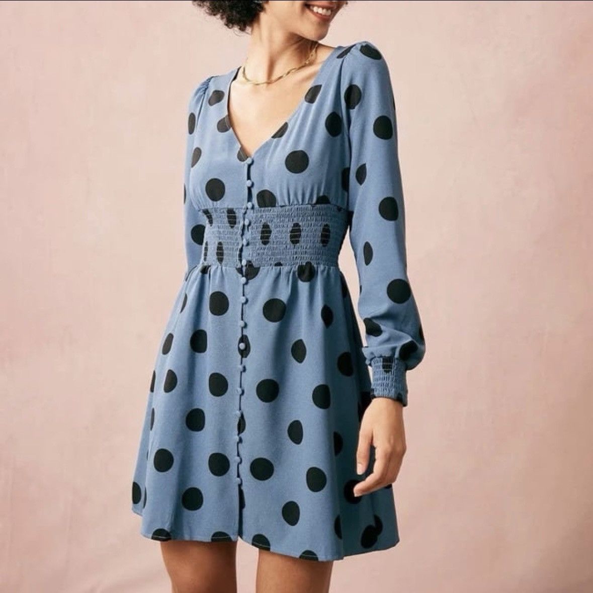 Reformation Reformation Alani Shirred Polka-Dot Georgette Mini Dress Size XS / US 0-2 / IT 36-38 - 3 Thumbnail