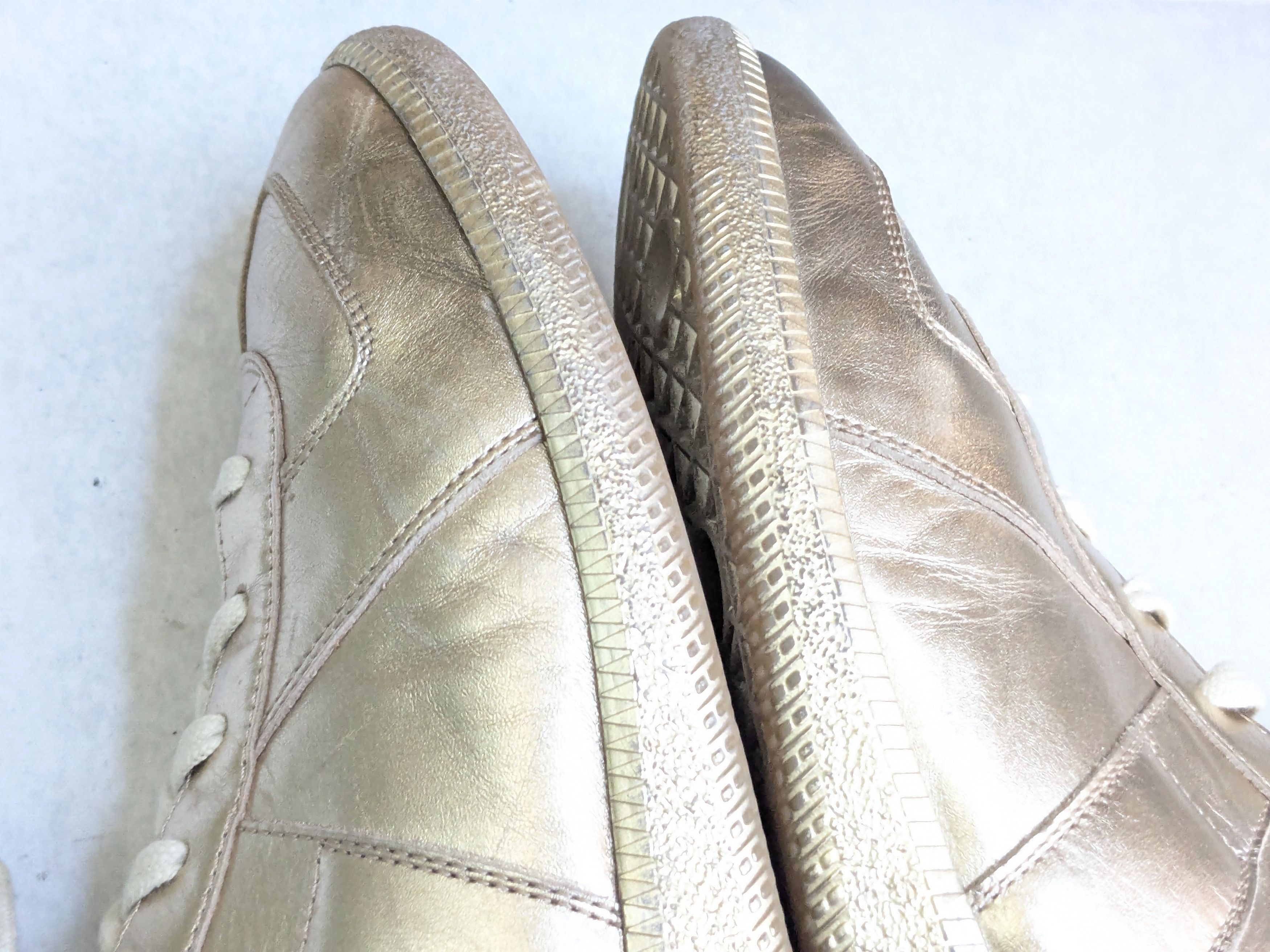 Maison Margiela Maison Margiela GAT Replica Gold 11 44 Low Tops Size US 11 / EU 44 - 9 Thumbnail