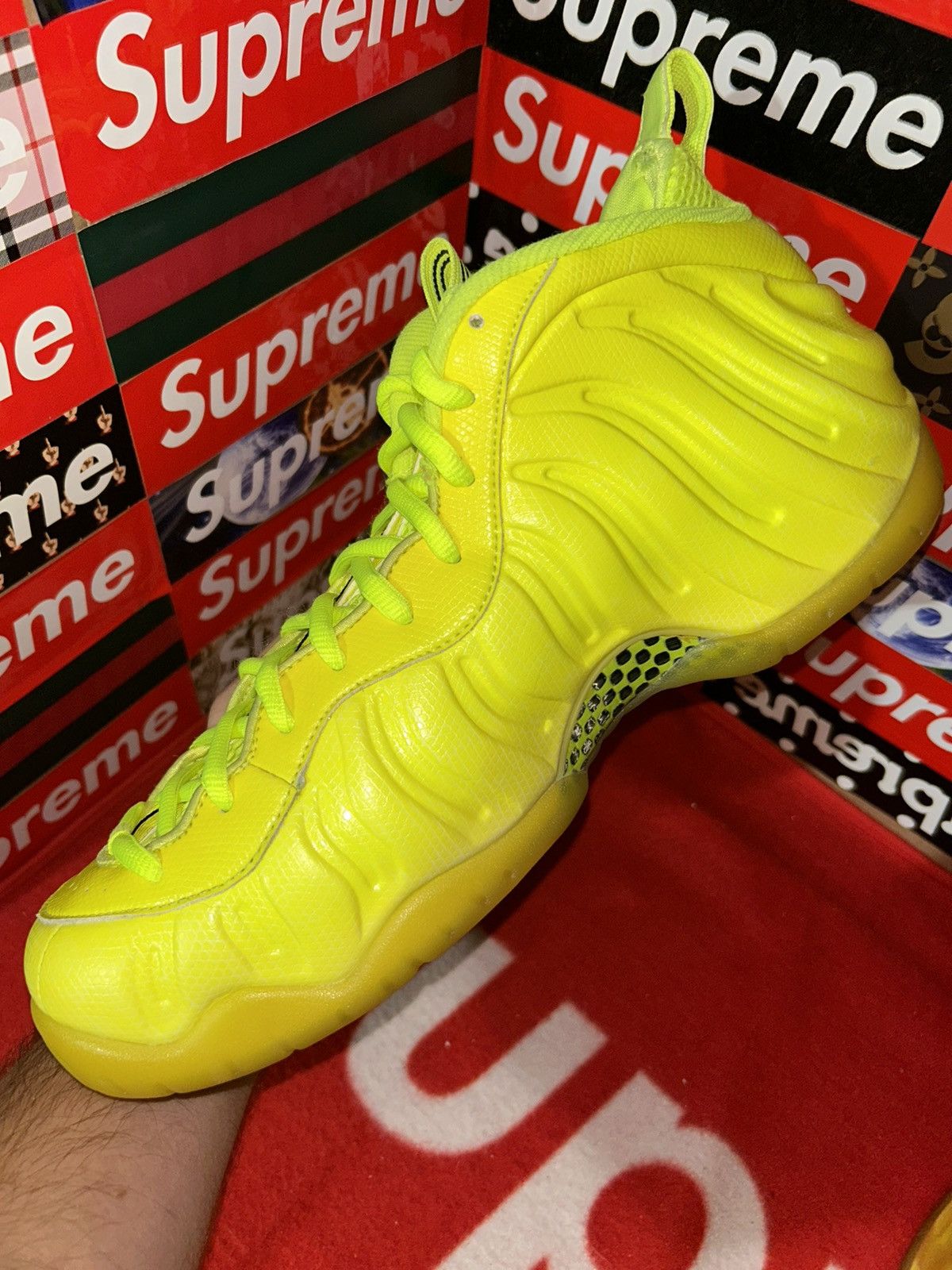 Nike Nike Air Foamposite Pro Volt 624041-700 size 12.5 Size US 12.5 / EU 45-46 - 9 Thumbnail