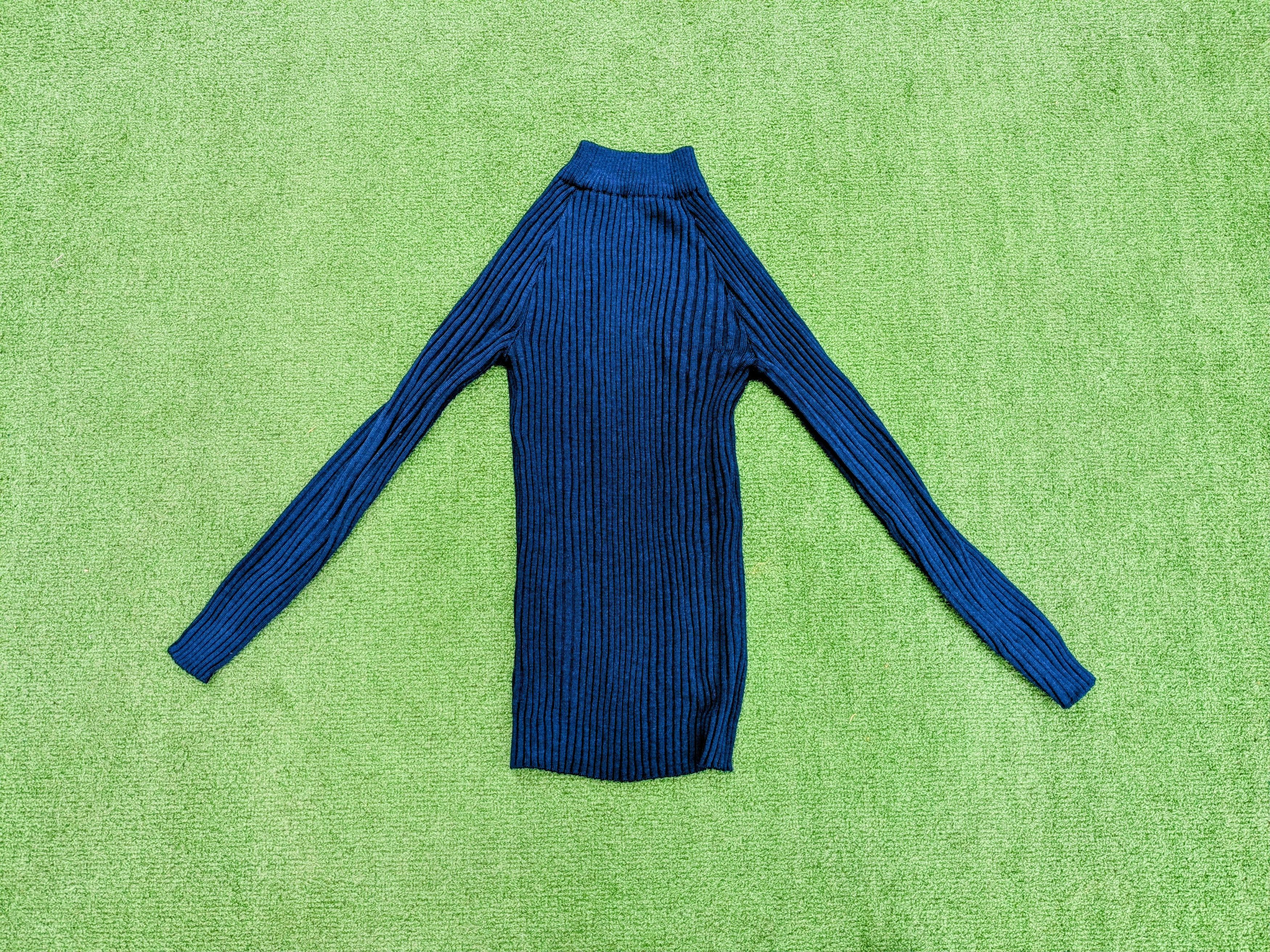 Japanese Brand VTG Japanese Ladies Navy Ribbed Knit Turtleneck Fitted Top Size M / US 6-8 / IT 42-44 - 6 Thumbnail
