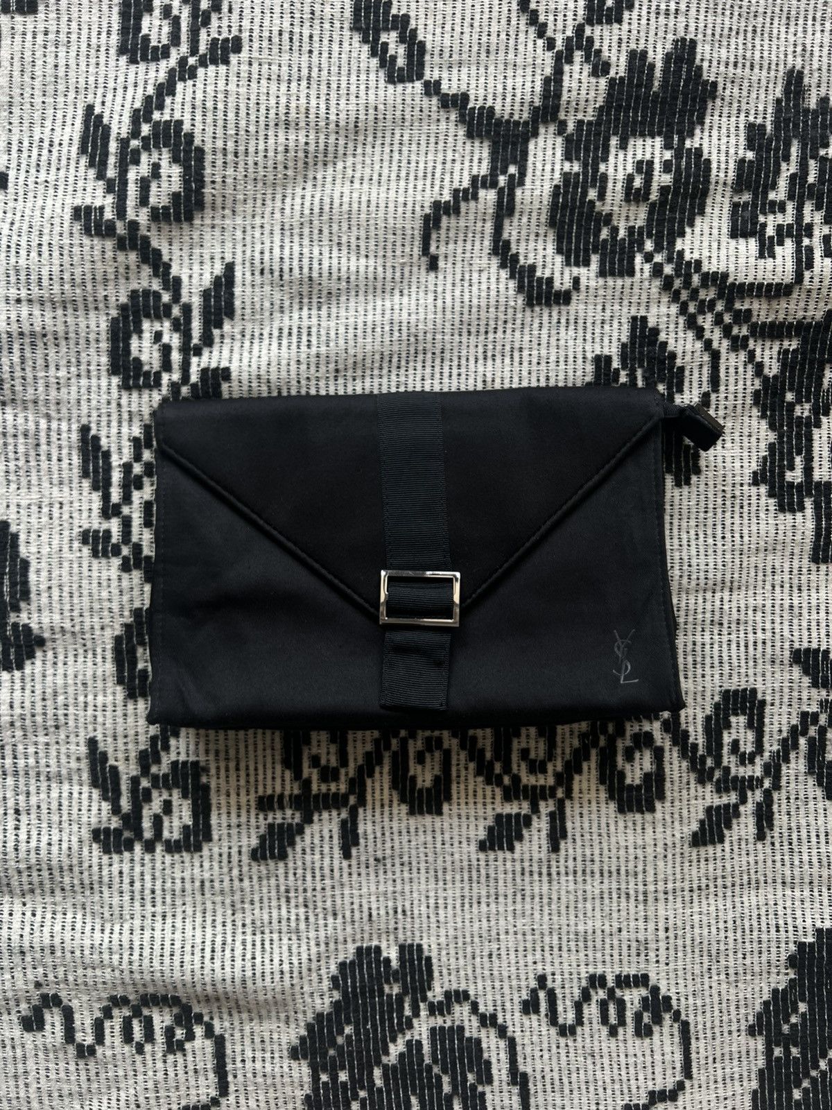 Yves Saint Laurent Yves Saint Laurent Couture Beauty Makeup Clutch Size ONE SIZE - 1 Thumbnail