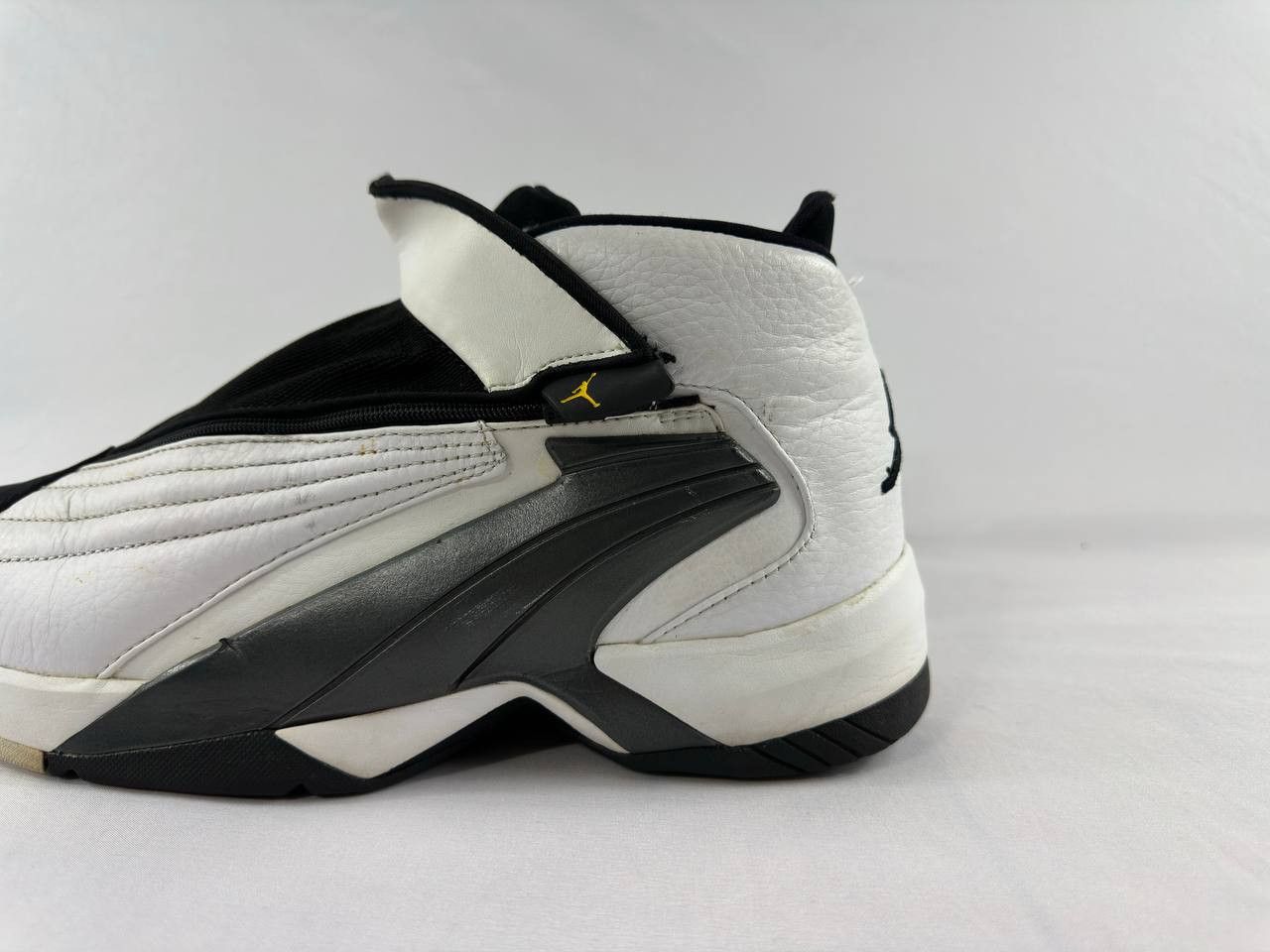 Nike Nike Air Jordan Jumpman Swift 'White Black' AT2555-100 Size US 12 / EU 45 - 7 Thumbnail