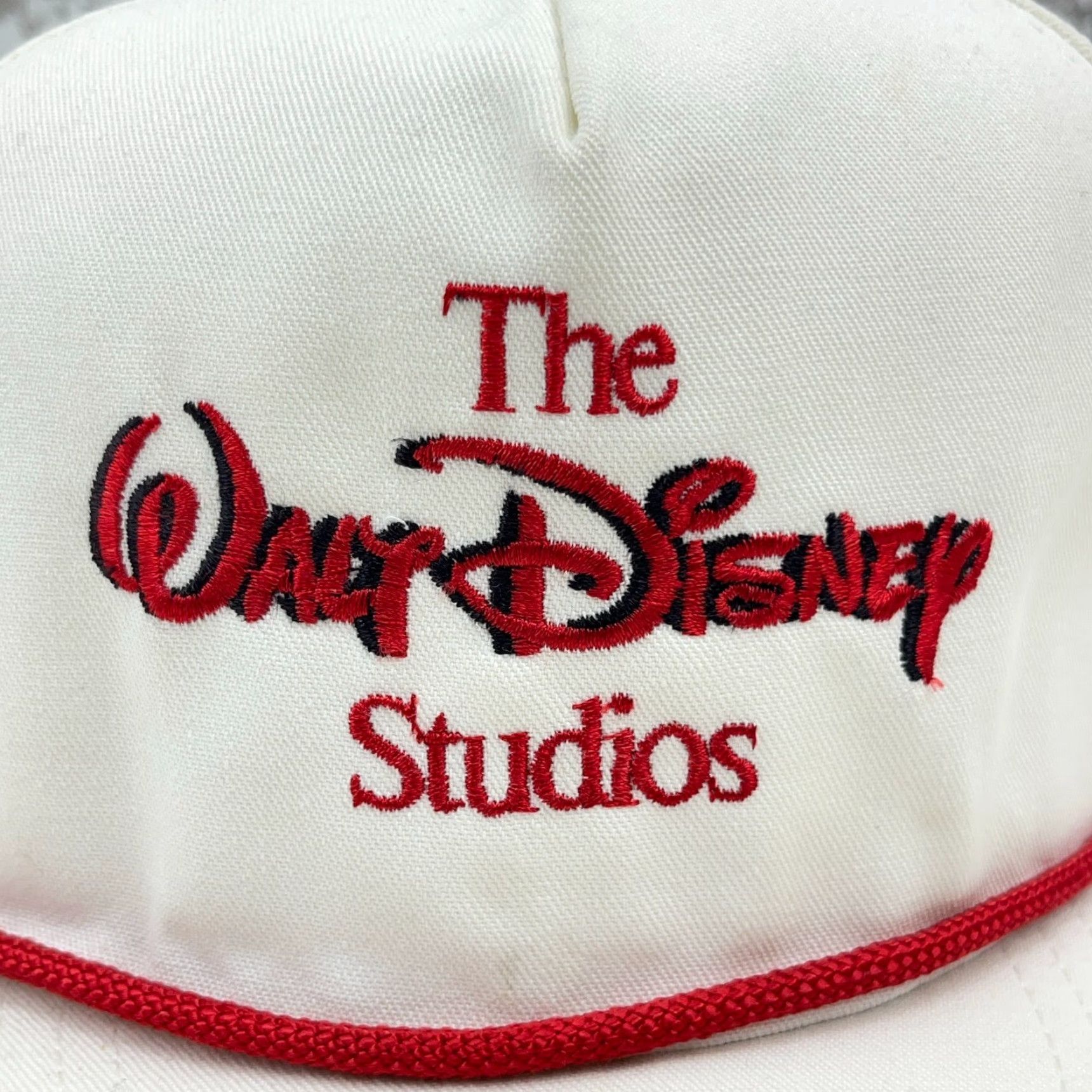Disney VINTAGE Disney Trucker Hat Cap White Red Strap Back 90s 80s USA Mens Adjustable Cotton Twill Rope Party/Cocktail Workwear Size ONE SIZE - 4 Thumbnail