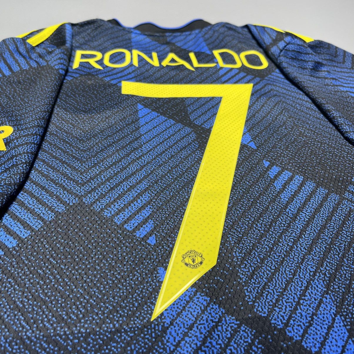 Nike MAN UNITED ADIDAS 2021/2022 FOOTBALL THIRD JERSEY #7 RONALDO Size US L / EU 52-54 / 3 - 10 Thumbnail