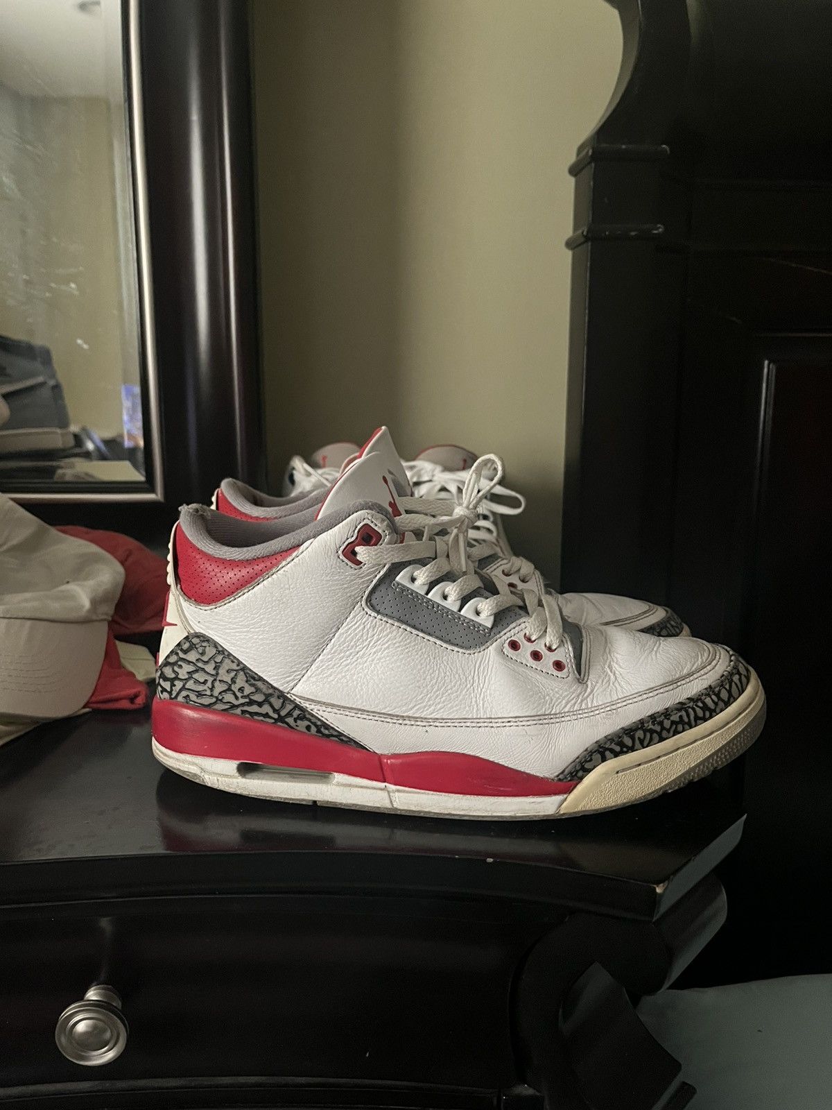 Jordan Brand Jordan 3 Fire Red - Size 11 Size US 11 / EU 44 - 1 Thumbnail