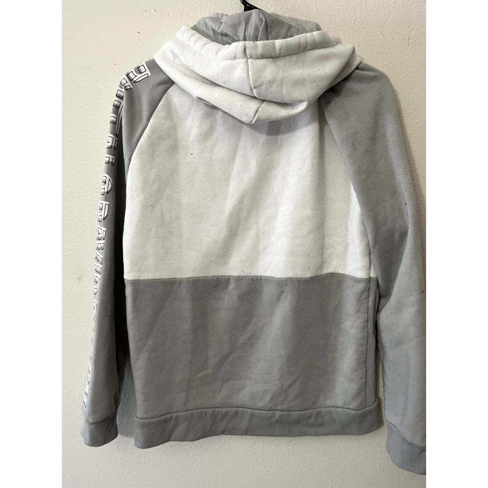 Buffalo David Bitton Buffalo by David Bitton Live Free Jacket Small White Gray Pullover Hoodie Logo Zip Size US S / EU 44-46 / 1 - 2 Thumbnail