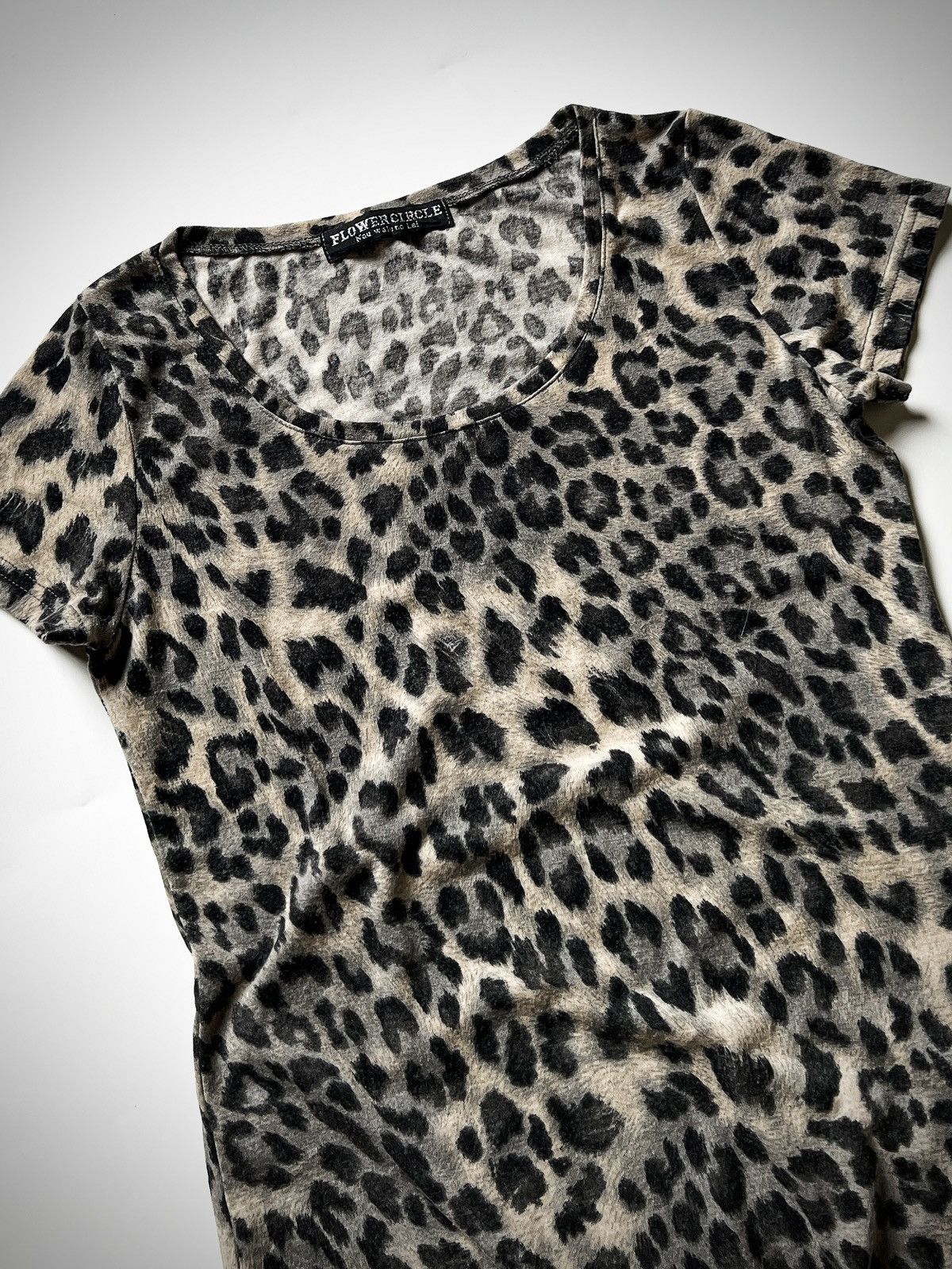 Japanese Brand FLOWER CIRCLE Leopard Print Tee Grunge Y2K Gyaru 00s Size M / US 6-8 / IT 42-44 - 2 Thumbnail
