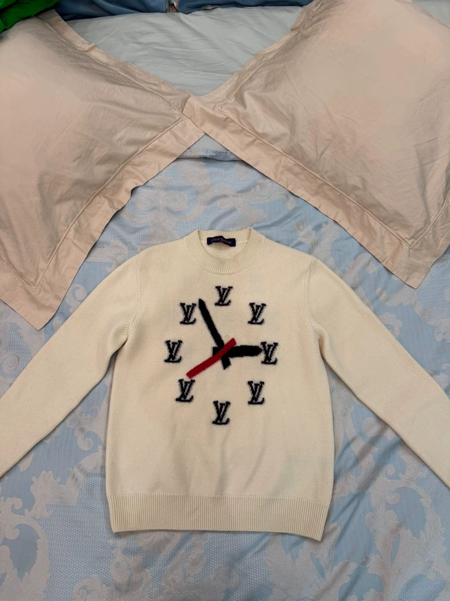Louis Vuitton LV Clock Big Logo Pure Wool Sweater S (Oversized) Size US S / EU 44-46 / 1 - 1 Thumbnail