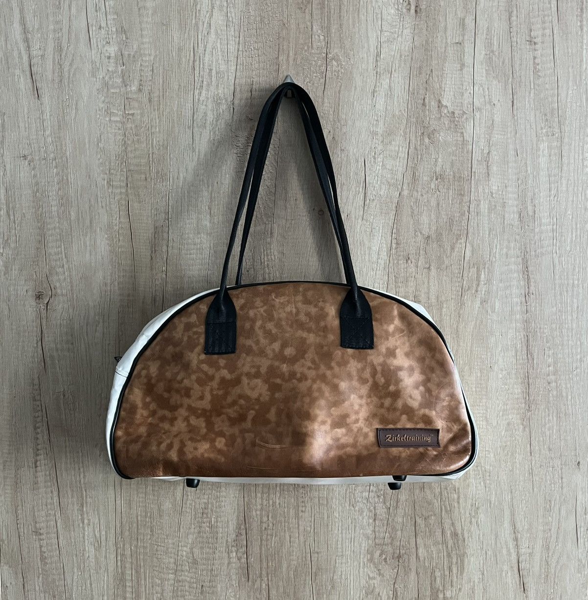 Zirkeltraining Shoulder Bag Real Leather Recycled Gym Mat