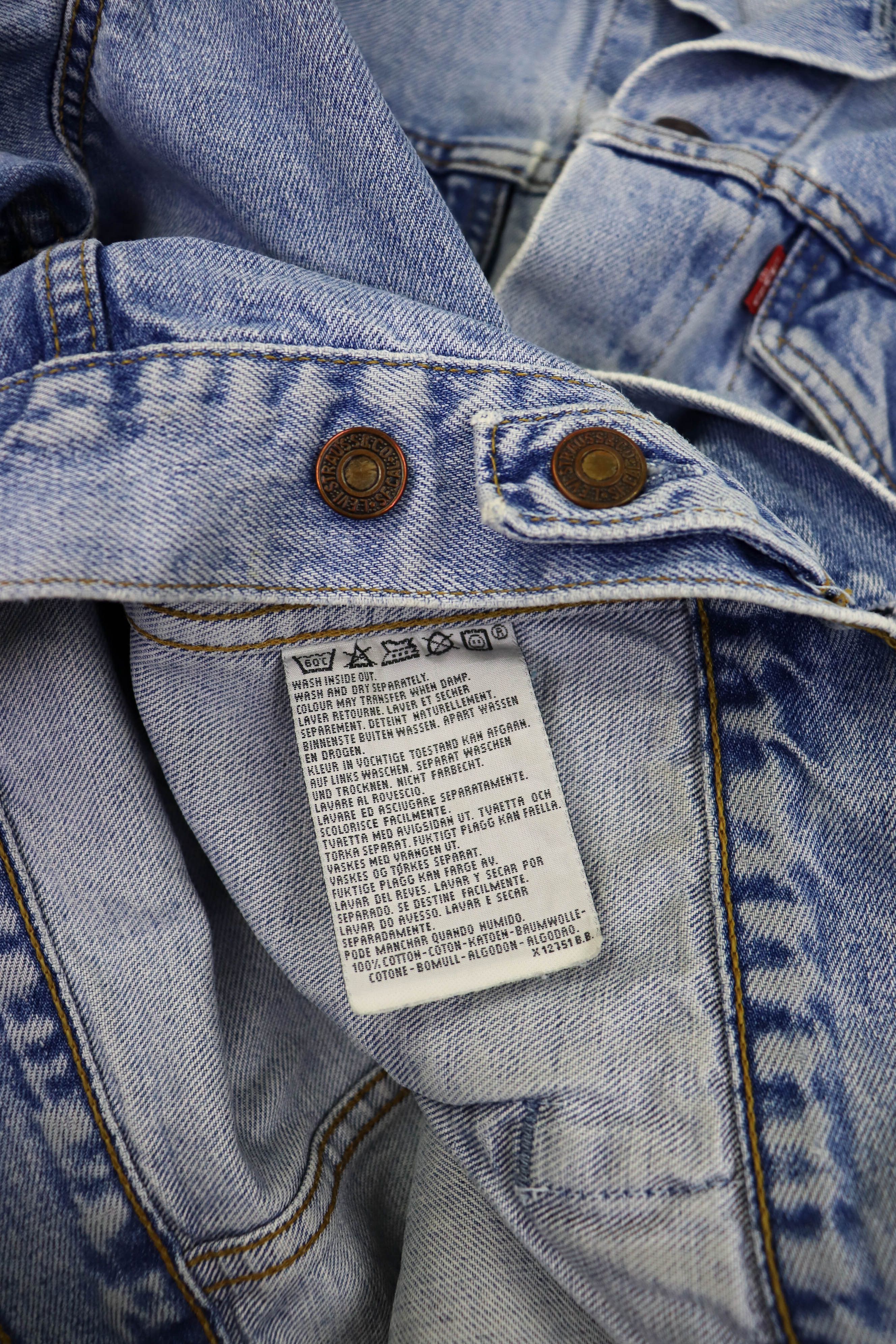 Levi's Levi's 80s Vintage Blue Washed Denim Jeans Trucker Jacket Size US L / EU 52-54 / 3 - 13 Thumbnail