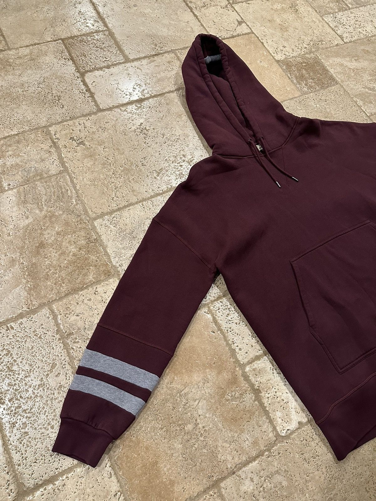 Burberry Burberry London England Wine / Grey Striped Pullover Hoodie Size US M / EU 48-50 / 2 - 7 Thumbnail