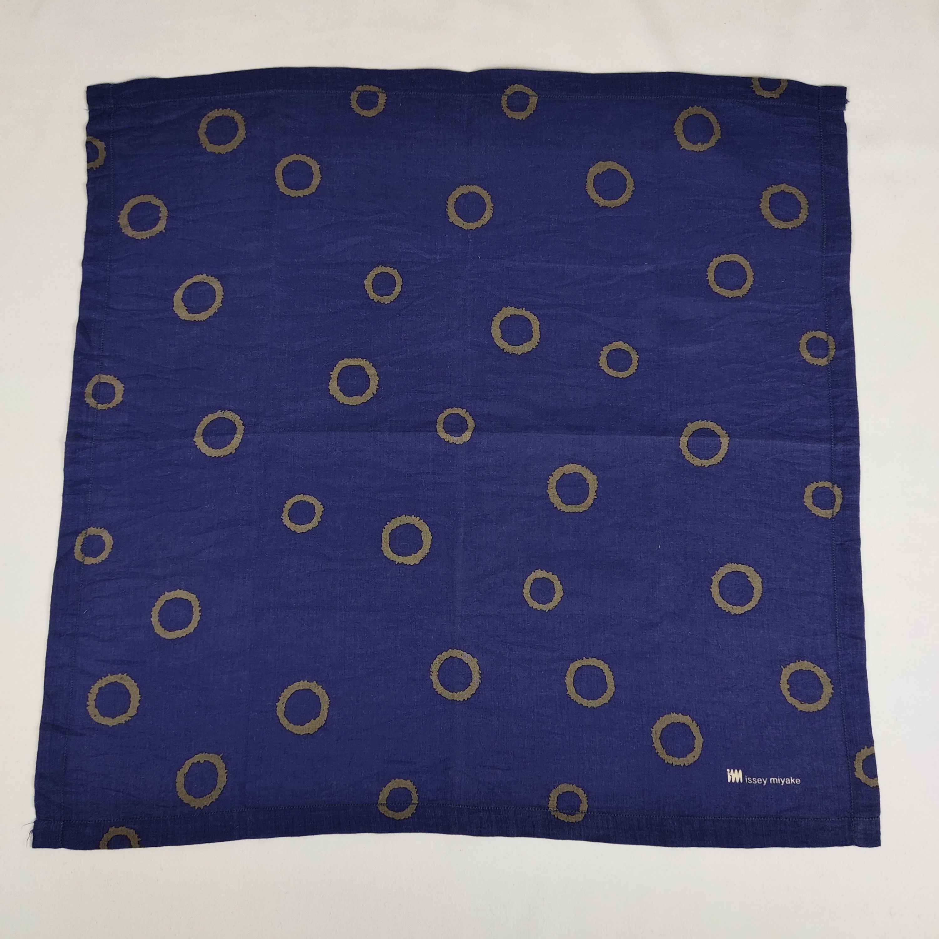 Vintage Issey Miyake Handkerchief / Neckerchief / Bandana FZ492 Size ONE SIZE - 3 Thumbnail