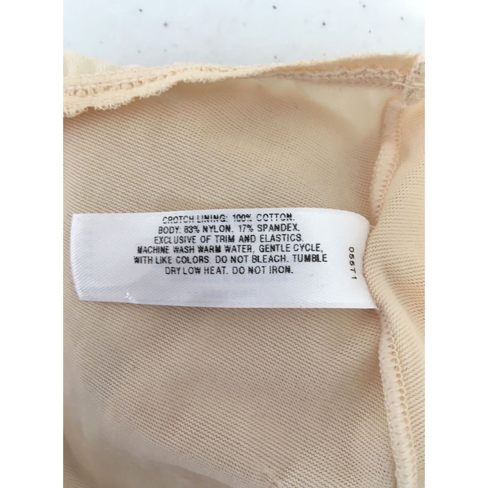 Vintage VINTAGE 1980s MUSHROOM GRANNY NYLON PANTIES LACE SHEER Beige 7 Cabernet Rockabilly Nervy Size 28" / US 6 / IT 42 - 6 Thumbnail