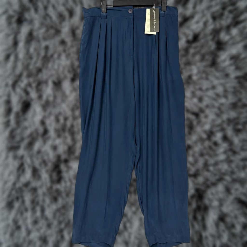 Altea VINTAGE Cameron & Roberts Pants Womens 2 Teal Silk Pleated NWT 80s 90s Bohemian Retro Business Formal Size 26" / US 2 / IT 38 - 1 Thumbnail