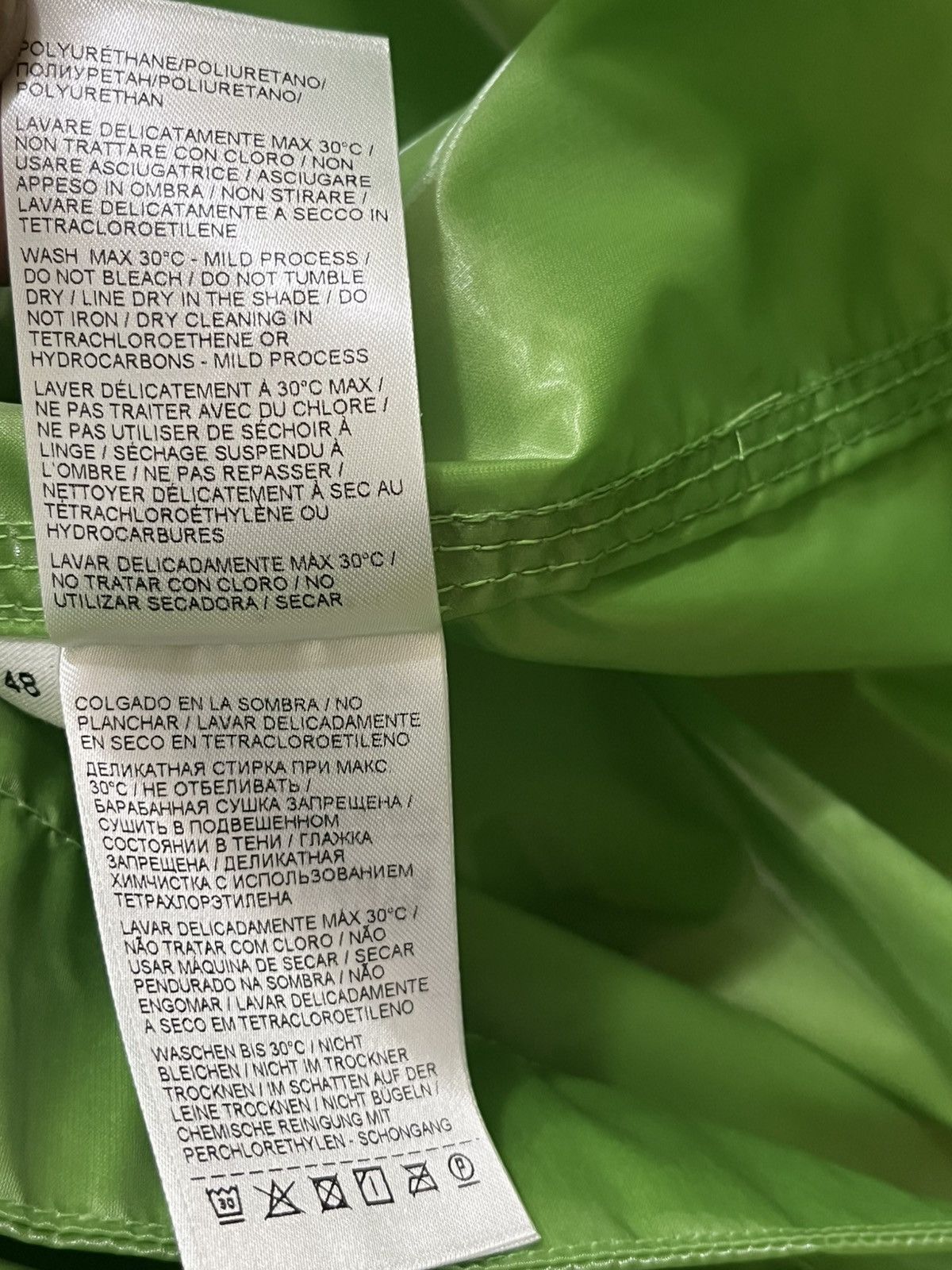 Bottega Veneta Bottega Veneta Acid Green Shiny Jacket Sz 48 Size US M / EU 48-50 / 2 - 9 Thumbnail