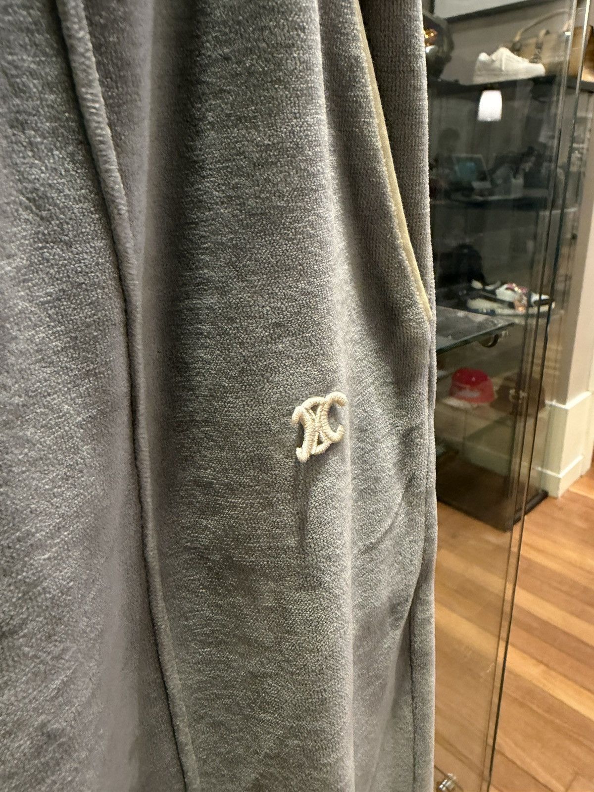 Celine Celine Velvet Tracksuit Pants Size US 34 / EU 50 - 2 Thumbnail