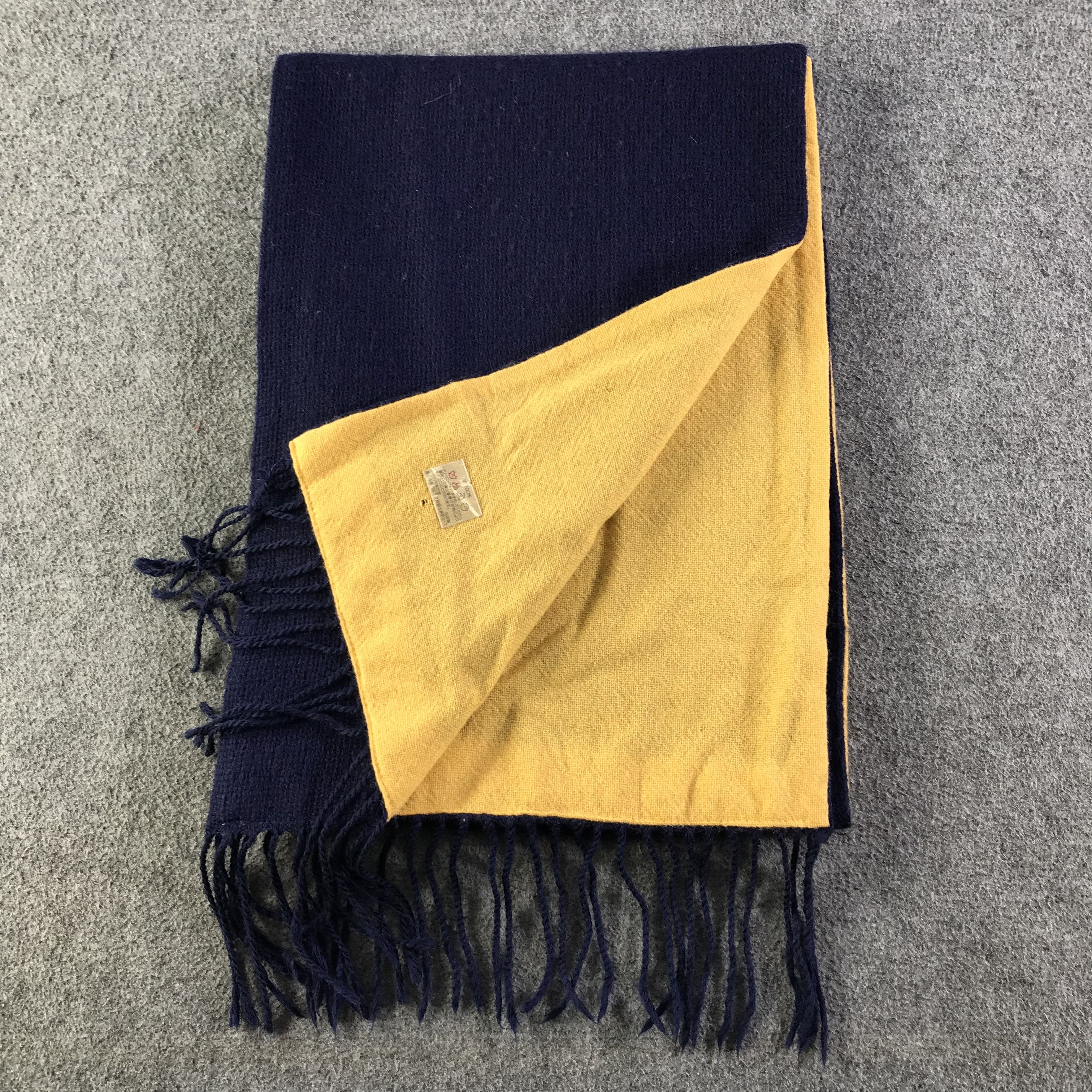 Guess Guess Scarf / Muffler / Neckwear SS1514 Size ONE SIZE - 9 Thumbnail