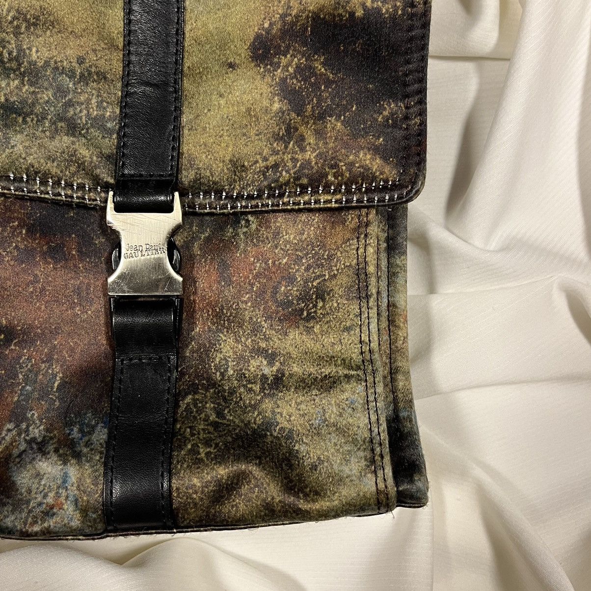 Jean Paul Gaultier × Vintage 1990’s Jean Paul GAULTIER Cyber Crossbody Bag Size ONE SIZE - 3 Thumbnail