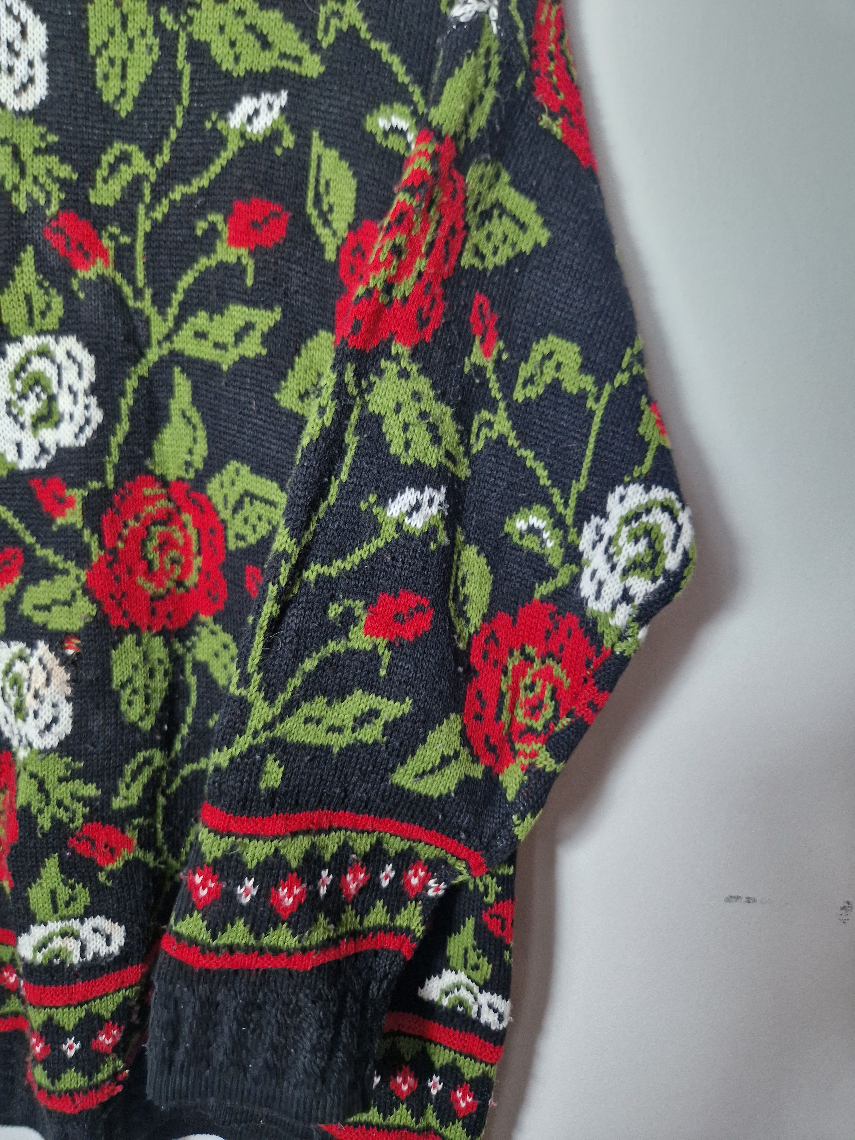 Japanese Brand × Vintage vintage floral sweater Size US M / EU 48-50 / 2 - 4 Thumbnail
