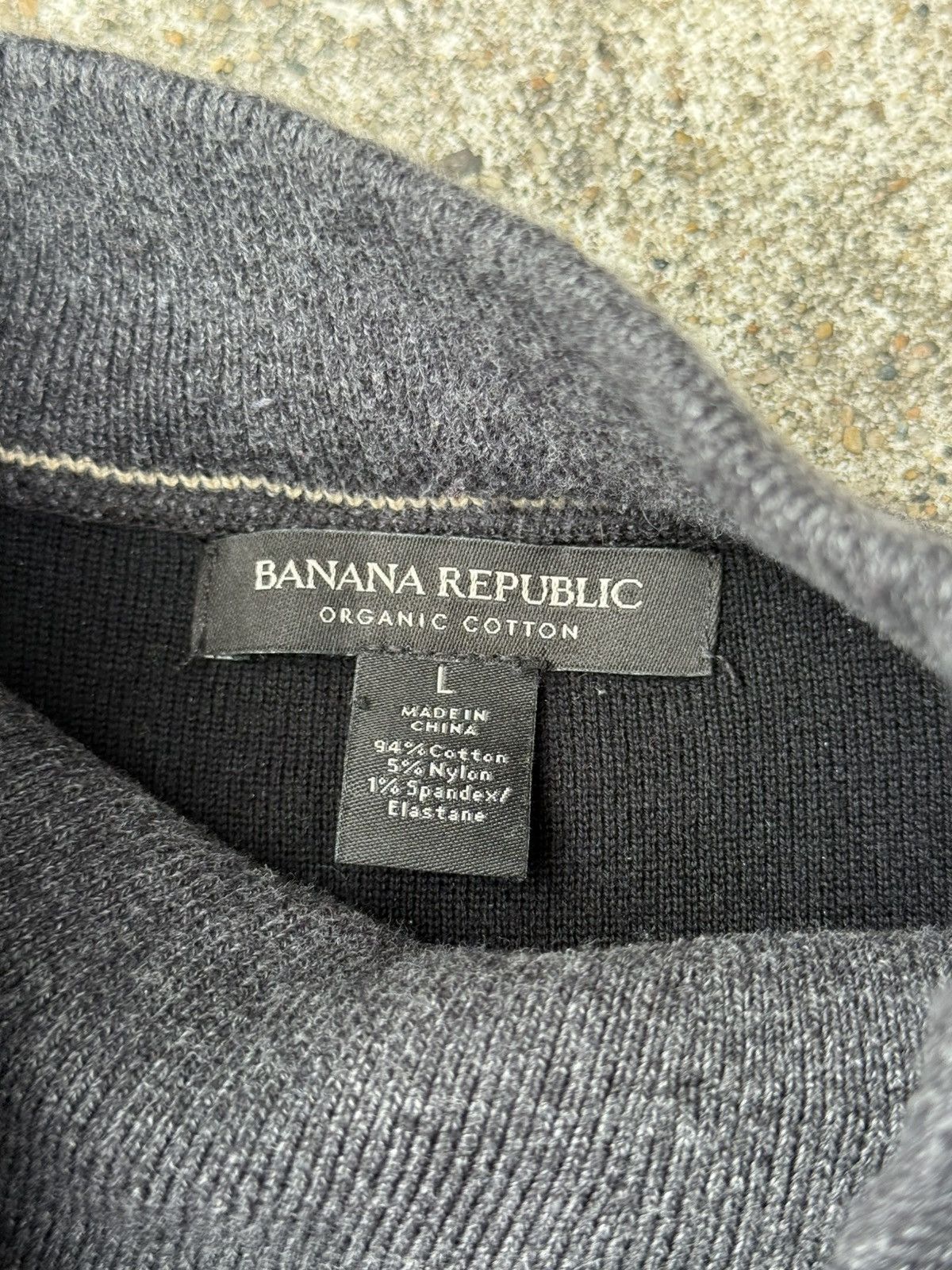 Banana Republic BR Charcoal Grey Mock Neck Sweatshirt Cropped Fit Size US L / EU 52-54 / 3 - 2 Thumbnail