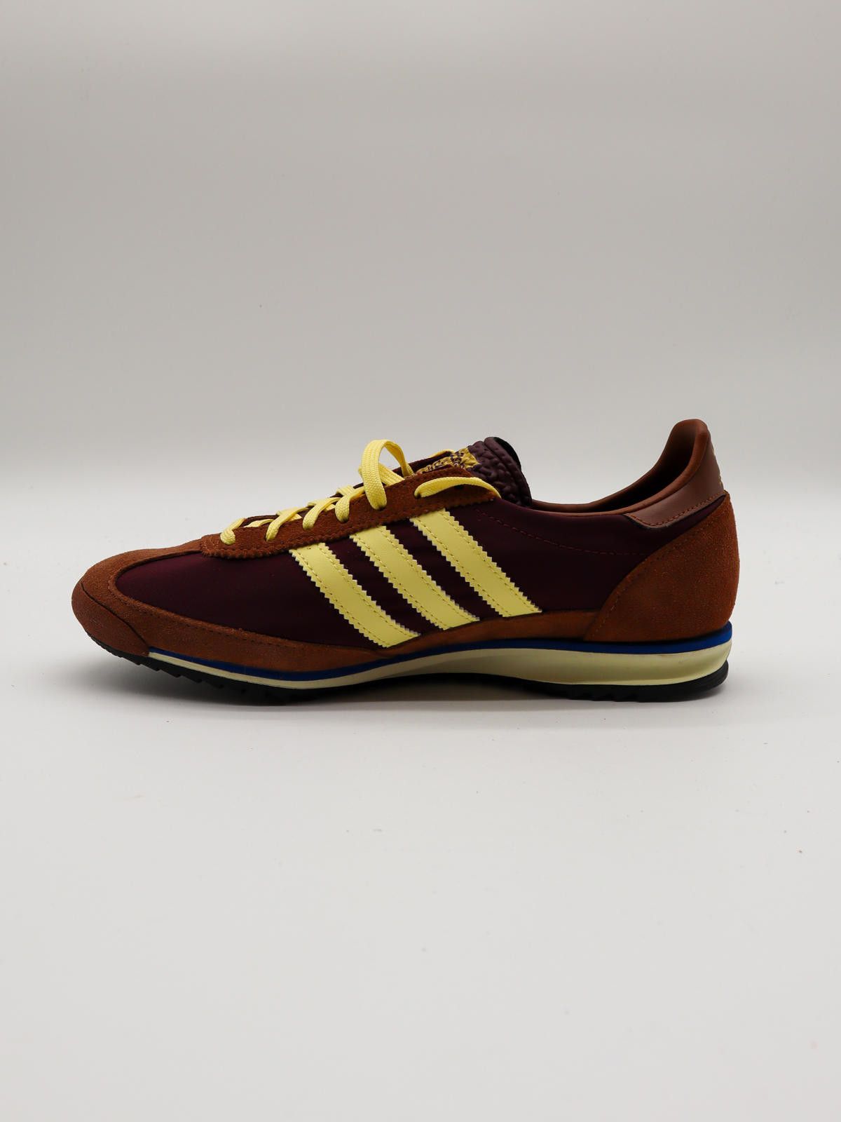 Adidas adidas SL72 OG - IE3425 - Brand New in Box Size US 6.5 / EU 39-40 - 5 Thumbnail