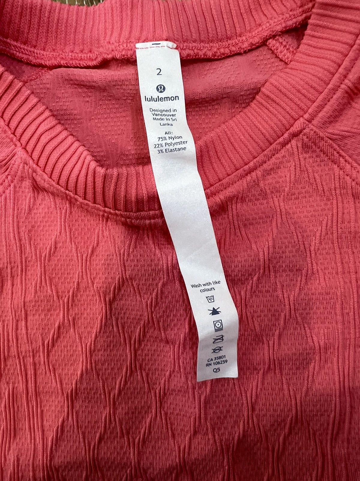 Lululemon Womens lululemon tech top Size XS / US 0-2 / IT 36-38 - 3 Thumbnail