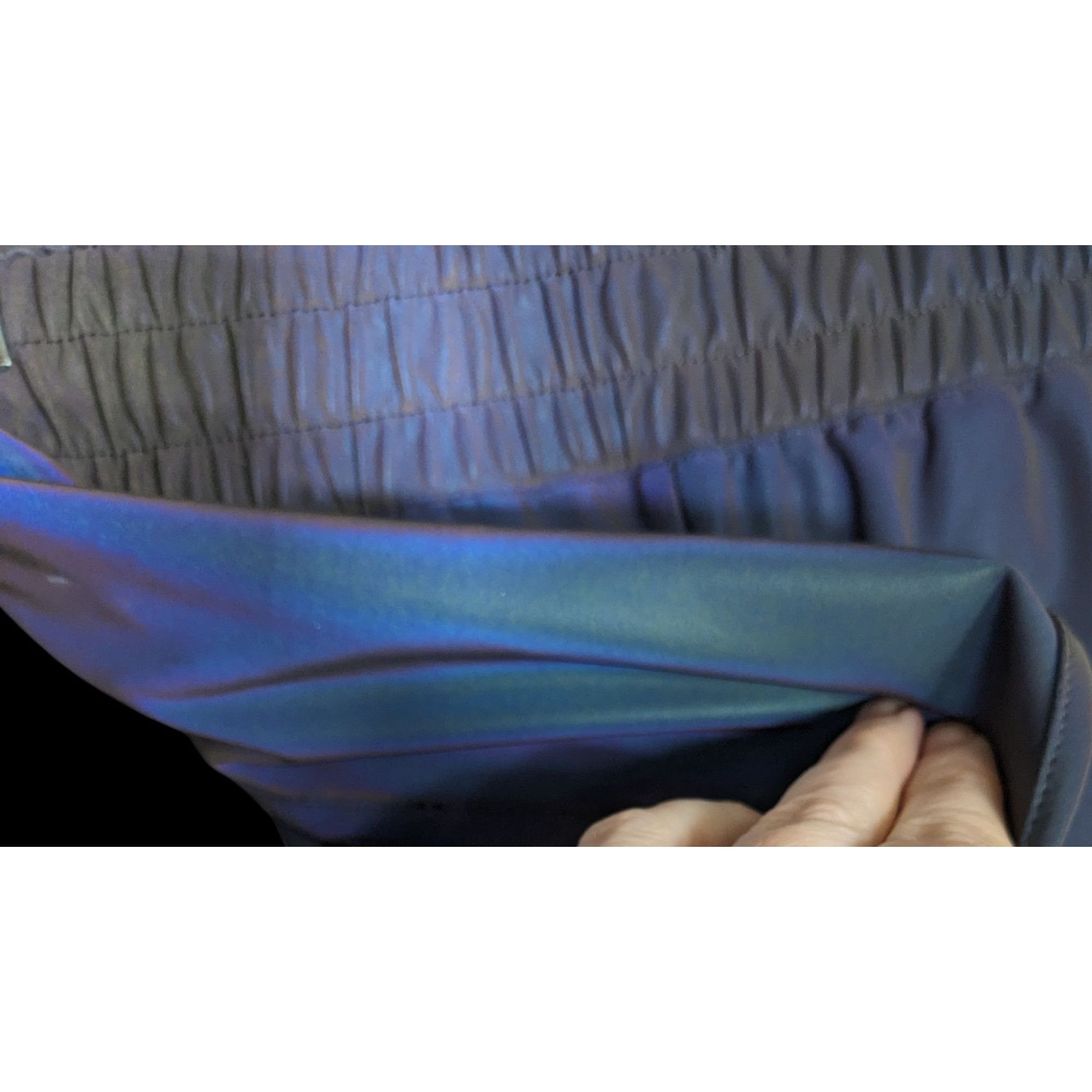 Other Flexliving Sporty Prismatic Color-Shift Athletic Shorts Size Size 28" / US 6 / IT 42 - 4 Thumbnail