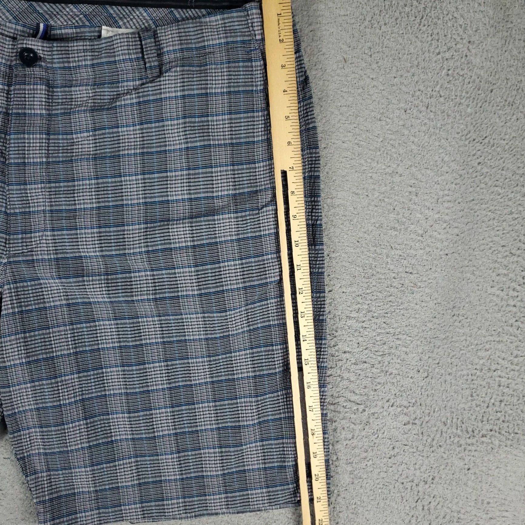 Tommy Bahama VINTAGE Tommy Bahama Men's Shorts Size 40 Gray Plaid Chino Flat Front Casual Size US 40 / EU 56 - 5 Thumbnail