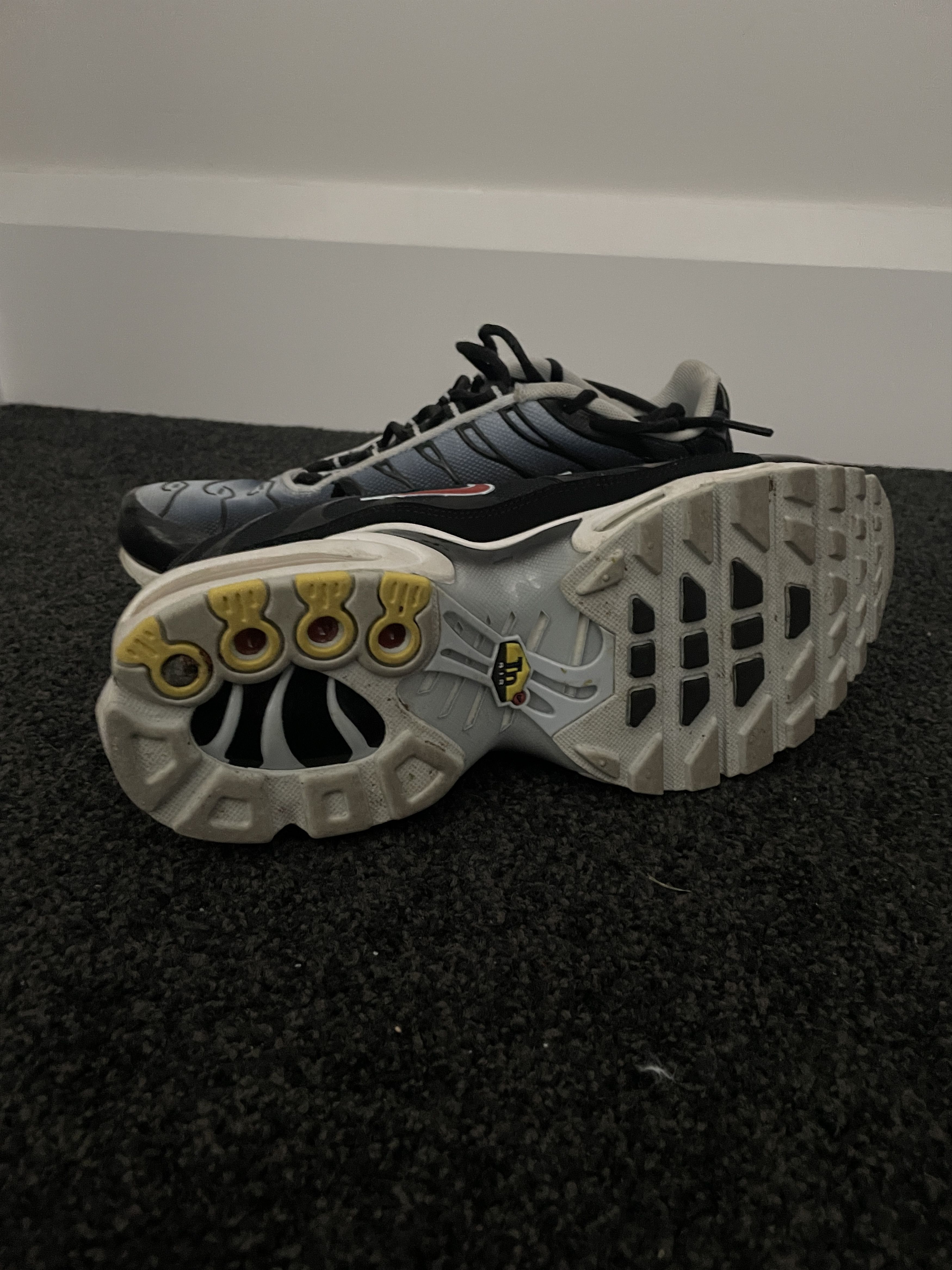 Nike Nike Tn's {RARE PAIR} Size US 7 / EU 40 - 5 Thumbnail