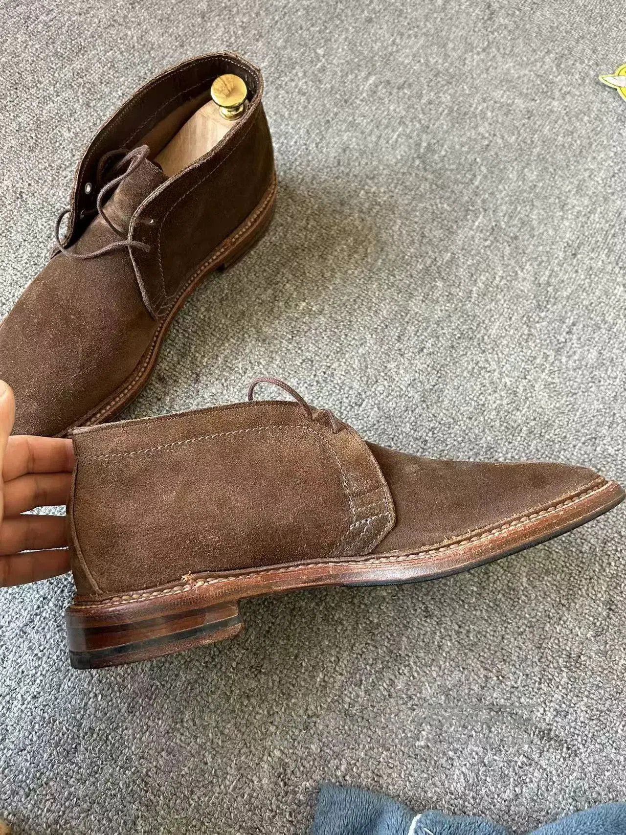 Alden brown alden chukka boots size 7.5. Size US 7.5 / EU 40-41 - 3 Thumbnail