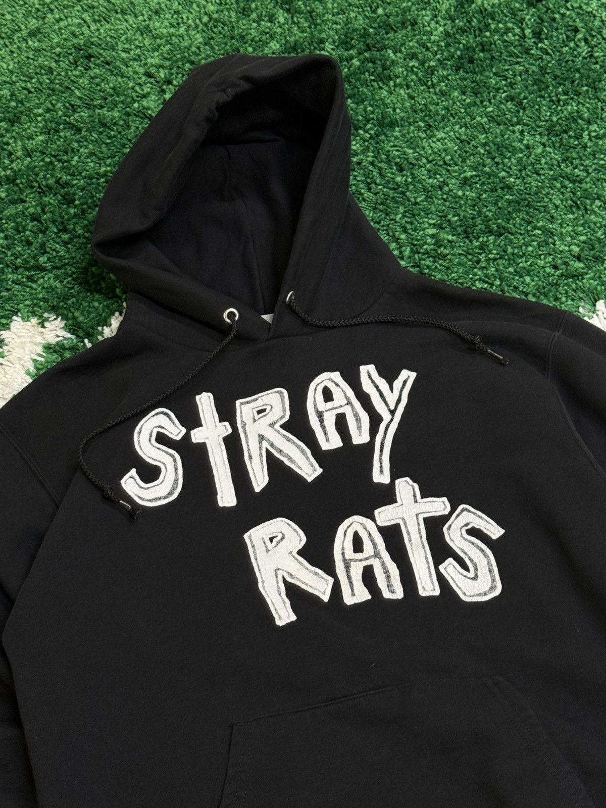 Champion × Stray Rats Stray Rats x Champion Logo Hoodie Black / Whtie Medium Size US M / EU 48-50 / 2 - 3 Thumbnail