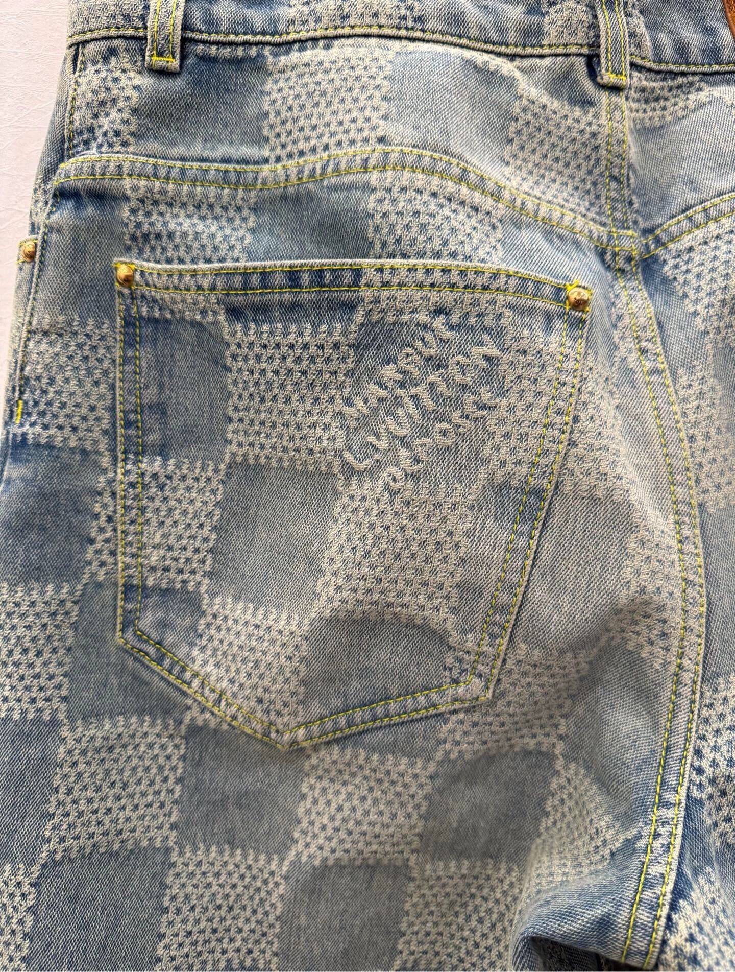 Louis Vuitton Louis Vuitton Pharrell Williams collaboration Size US 28 / EU 44 - 4 Thumbnail