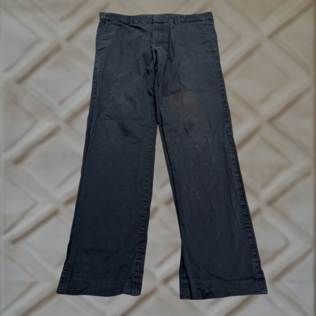 Hugo Boss Hugo Boss Pants Mens 36 Regular Chino Straight Leg Flat Front Black Cotton Blend Size US 36 / EU 52 - 1 Thumbnail