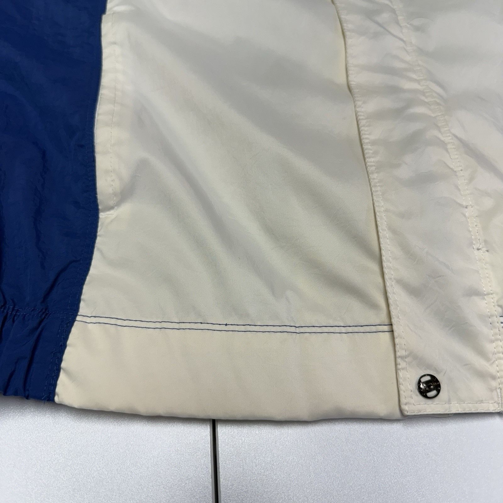 Nike Vintage 90s Nike Windbreaker Jacket Mens Large Blue Full Zip Size US L / EU 52-54 / 3 - 5 Thumbnail