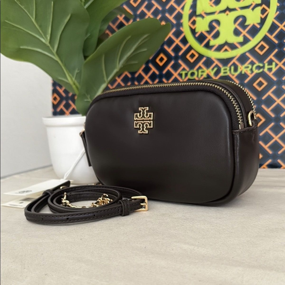 Tory Burch NWT Tory Burch Britten Brown Leather puffy Crossbody Bag Size ONE SIZE - 4 Thumbnail