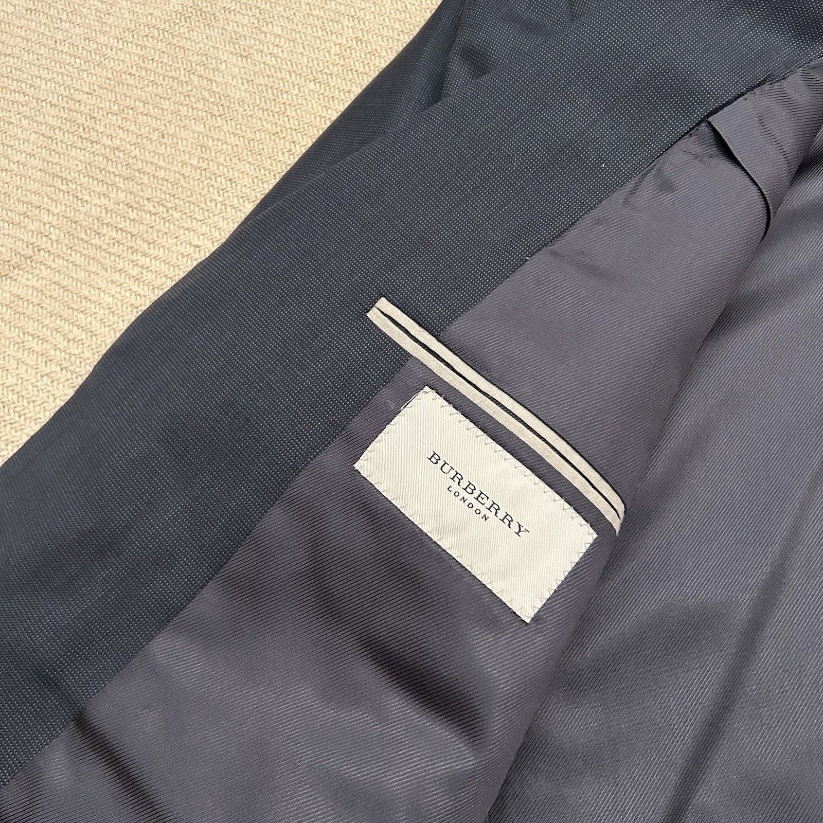 Burberry Burberry London 100% Wool Black Suit Jacket Blazer 46L Size 46L - 3 Thumbnail