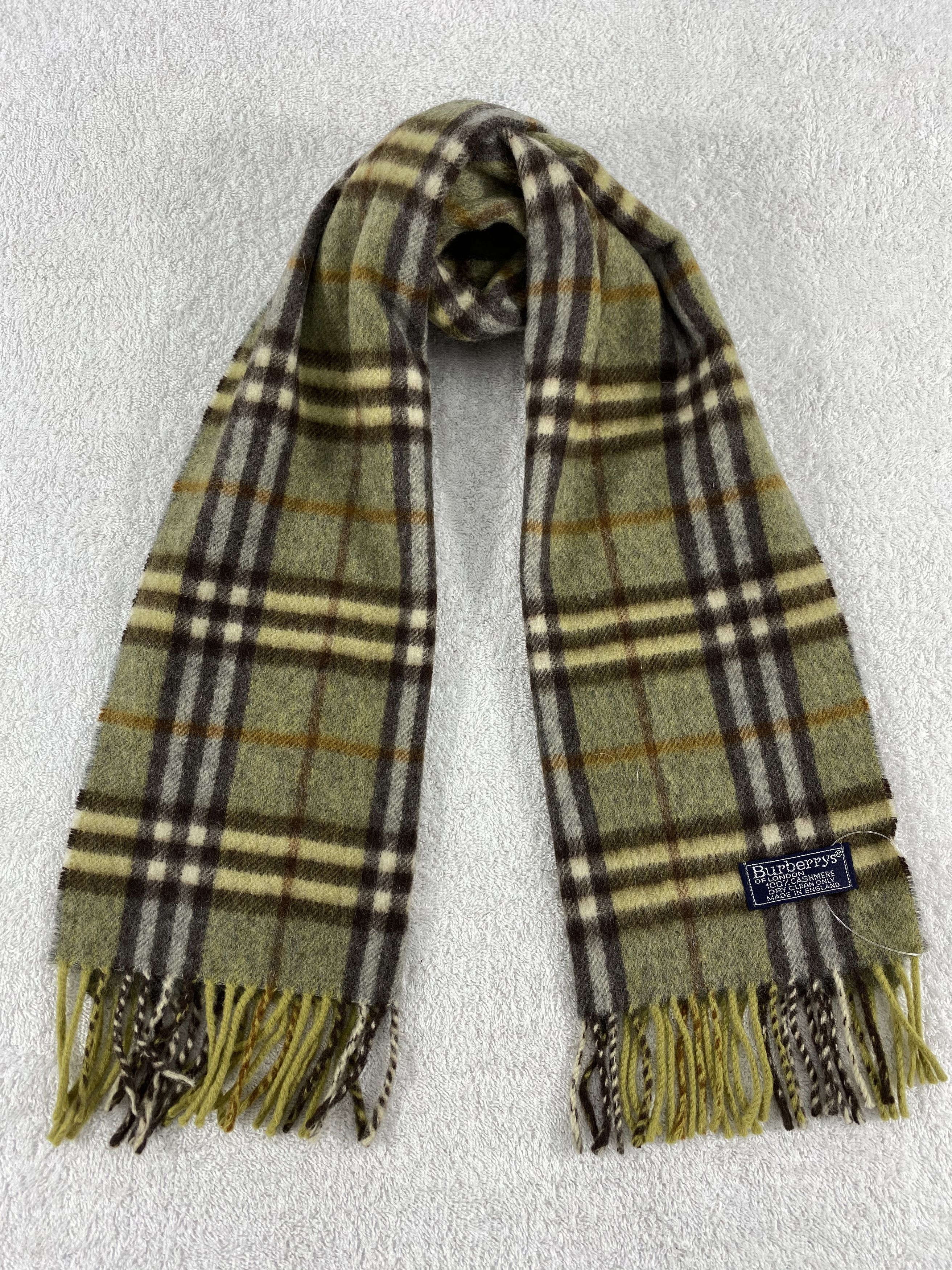 Burberry Vintage Burberry Scarf/Muffler/Neckwear MF612 Size ONE SIZE - 1 Thumbnail
