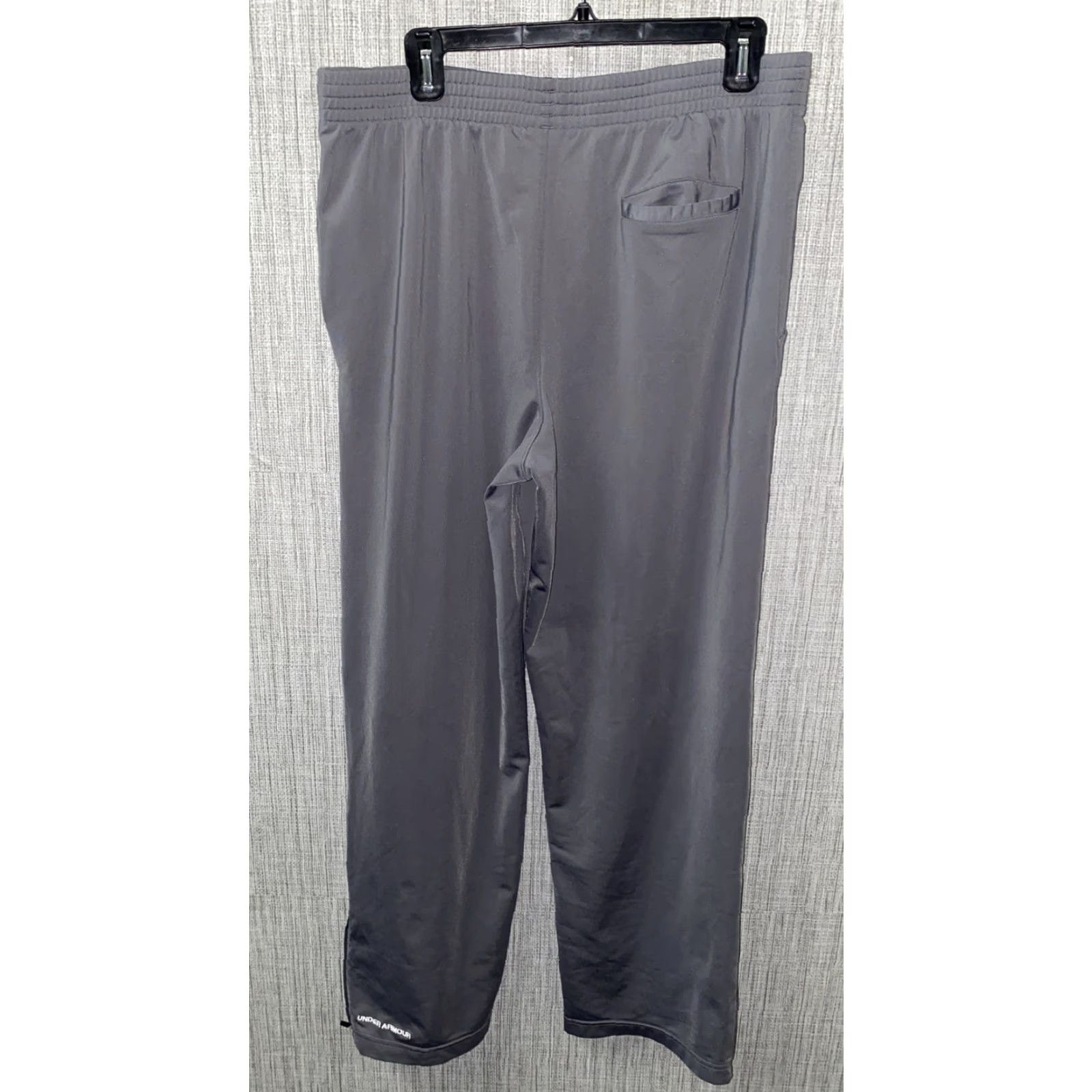 Under Armour Under Armour Mens Gray Athletic Stretch Pants Size 32 - 32 in Inseam 30 - Regular Fit Athletic Pants for Men with Drawstring Waist Size US 32 / EU 48 - 4 Thumbnail