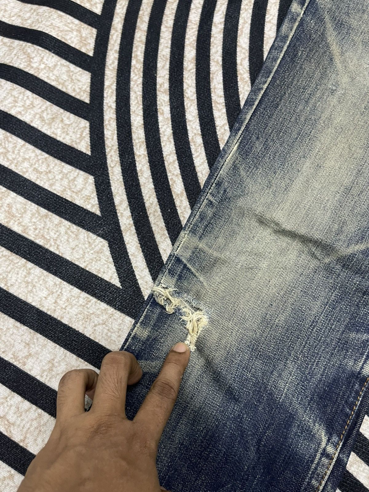 Levi's Vintage Clothing VINTAGE 90s LEVIS WASHABLE DISTRESSED JEANS NICE DESIGN Size 28" / US 6 / IT 42 - 6 Thumbnail