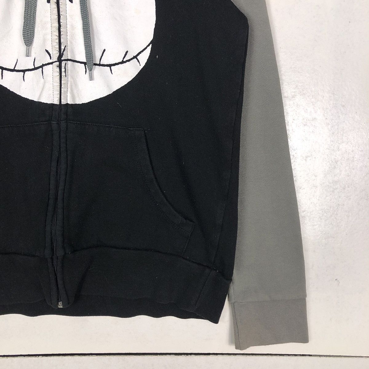 Japanese Brand 🔥Hoodie Pull Over Movie Scary Skeleton Big Logo Size US M / EU 48-50 / 2 - 17 Thumbnail