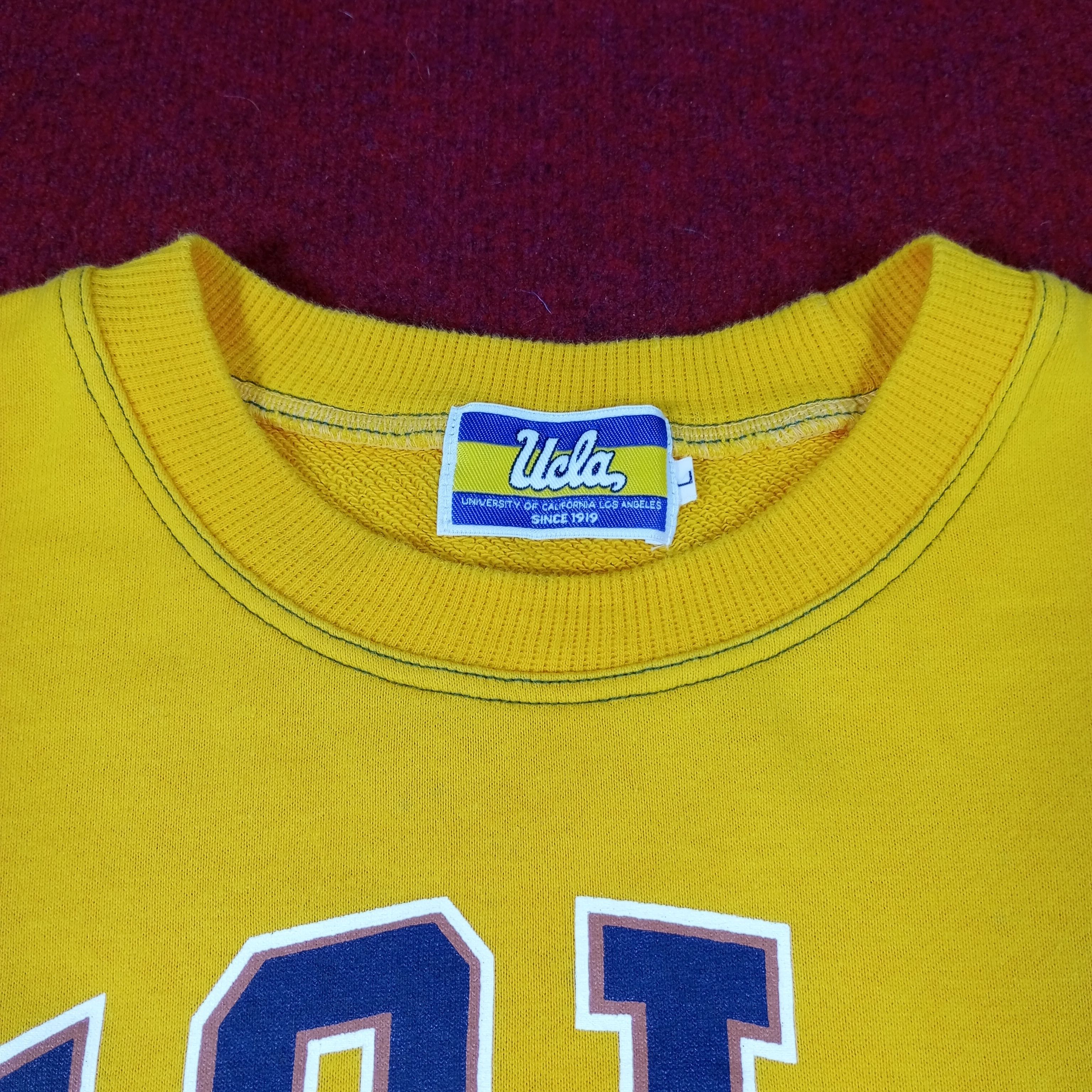 Vintage UCLA Bruins University Of California Logo Vintage Sweatshirt Size US M / EU 48-50 / 2 - 6 Thumbnail