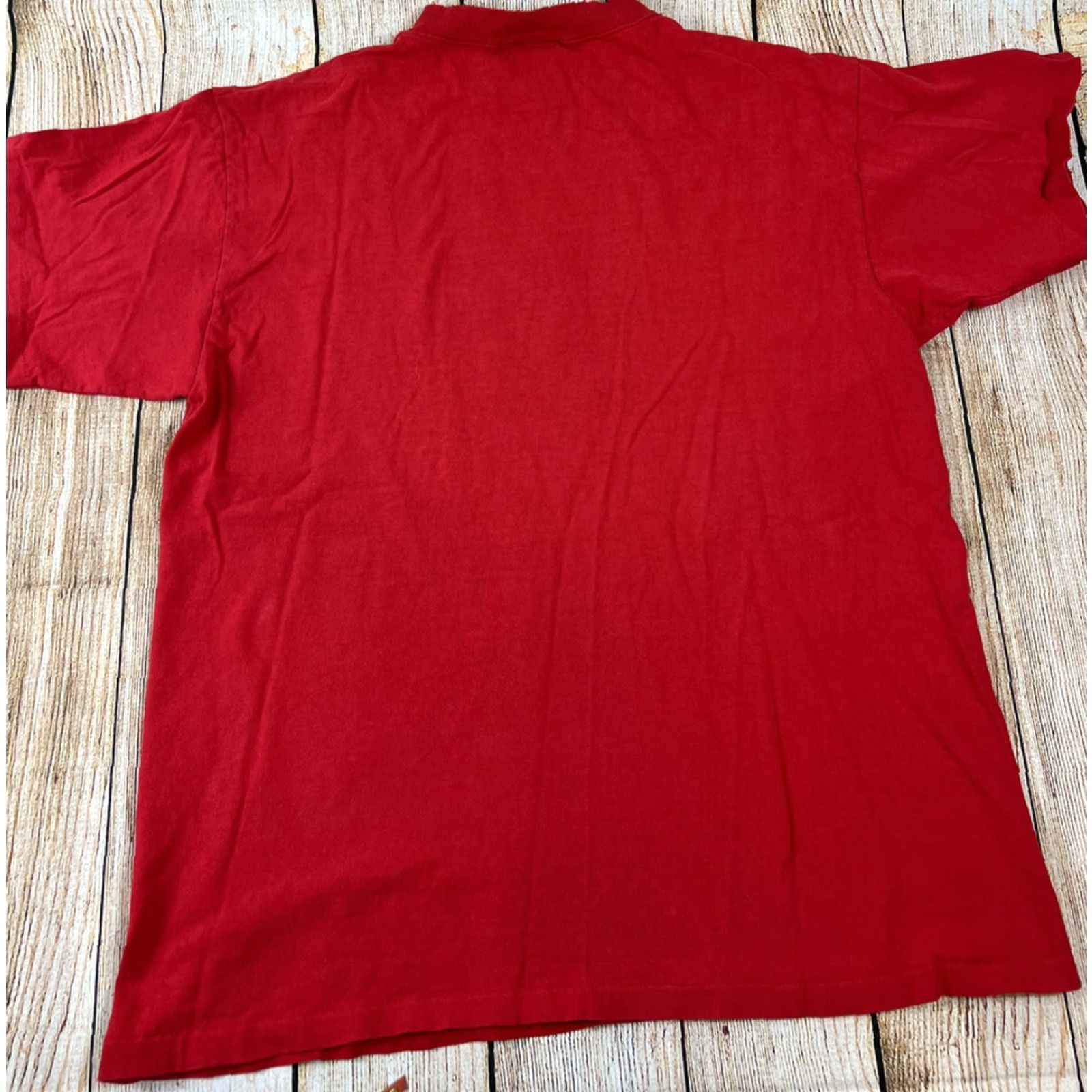 Guess Vintage 90s Guess Red Baseball T-Shirt Size Medium Distressed User: Vintage 90s Guess Red Baseball T-Shirt Size Medium Distressed Size US M / EU 48-50 / 2 - 2 Thumbnail