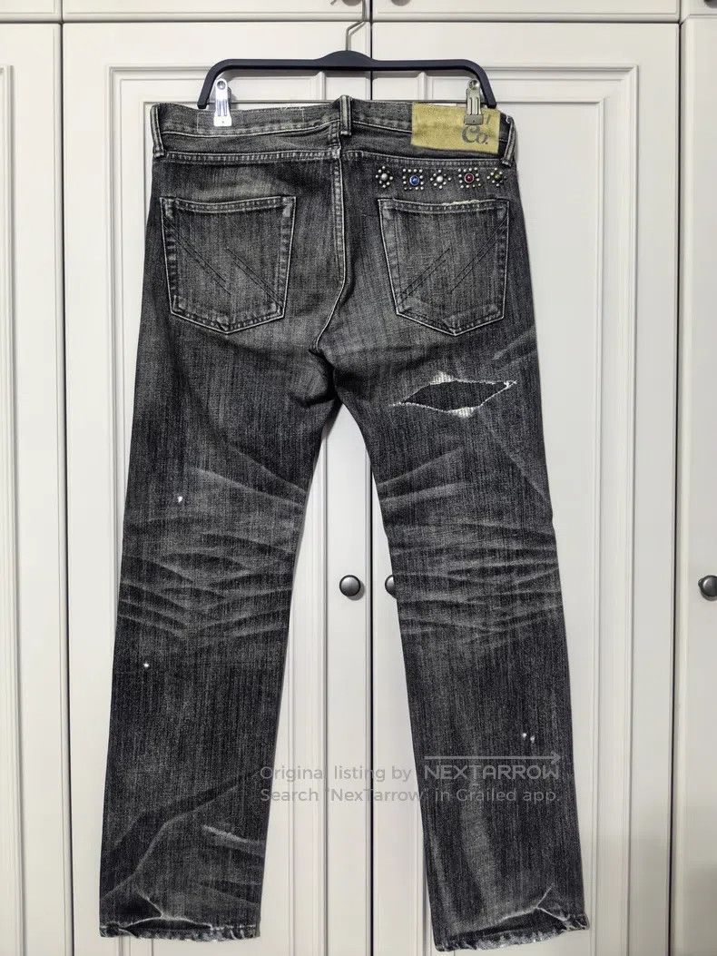 Neighborhood Neighborhood size M Jeans Size US 27 - 2 Thumbnail