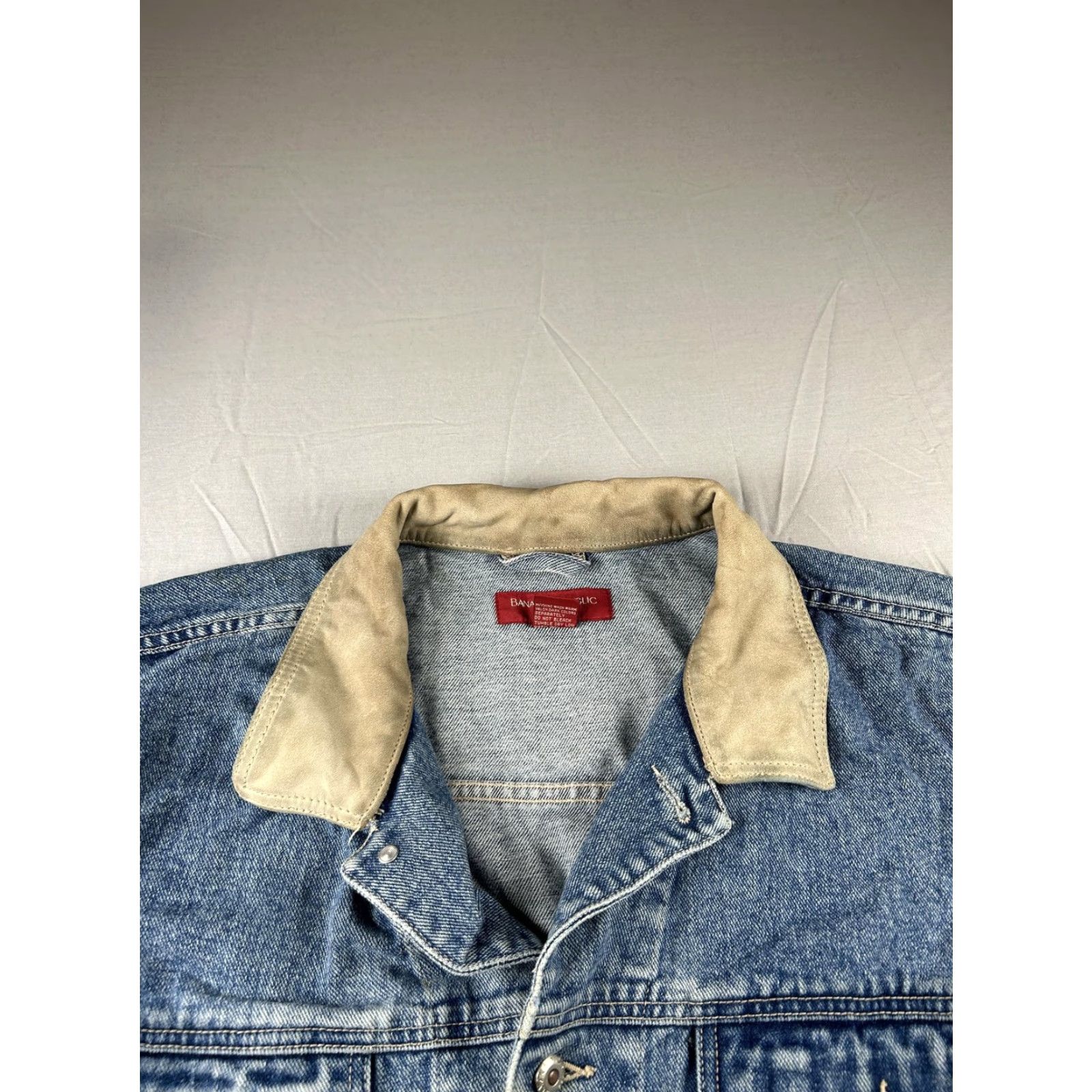 Banana Republic VINTAGE Banana Republic Denim Jacket Mens XL Blue Leather Collar Trucker 90s Size US XL / EU 56 / 4 - 4 Thumbnail