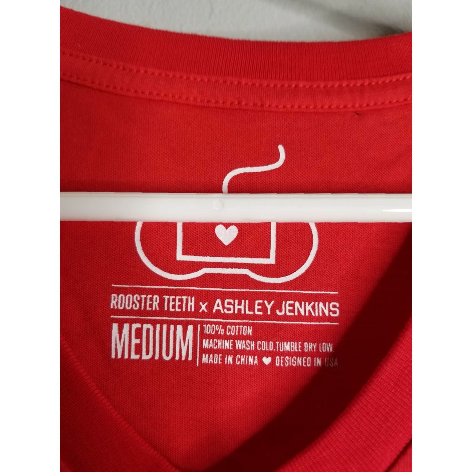 Vintage Rooster Teeth x Ashley Jenkins Womens M V Neck Heart T Shirt - Red, Cotton, Short Sleeve, Mature/Mid, Size M, Logo, RWBY, 2010s, Womens Size M / US 6-8 / IT 42-44 - 5 Thumbnail
