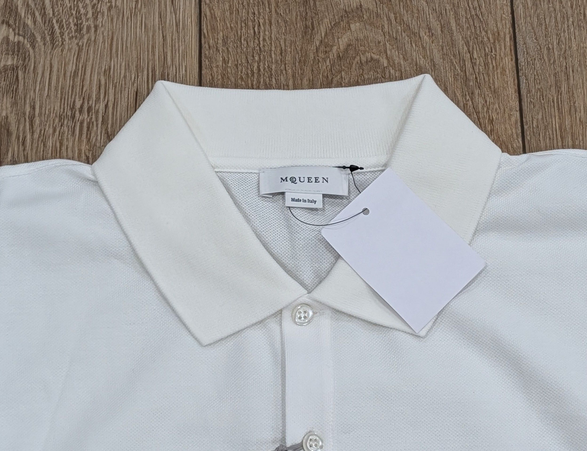Alexander McQueen Alexander McQueen Skull Logo Boxy Polo Shirt White Large Size US L / EU 52-54 / 3 - 3 Thumbnail