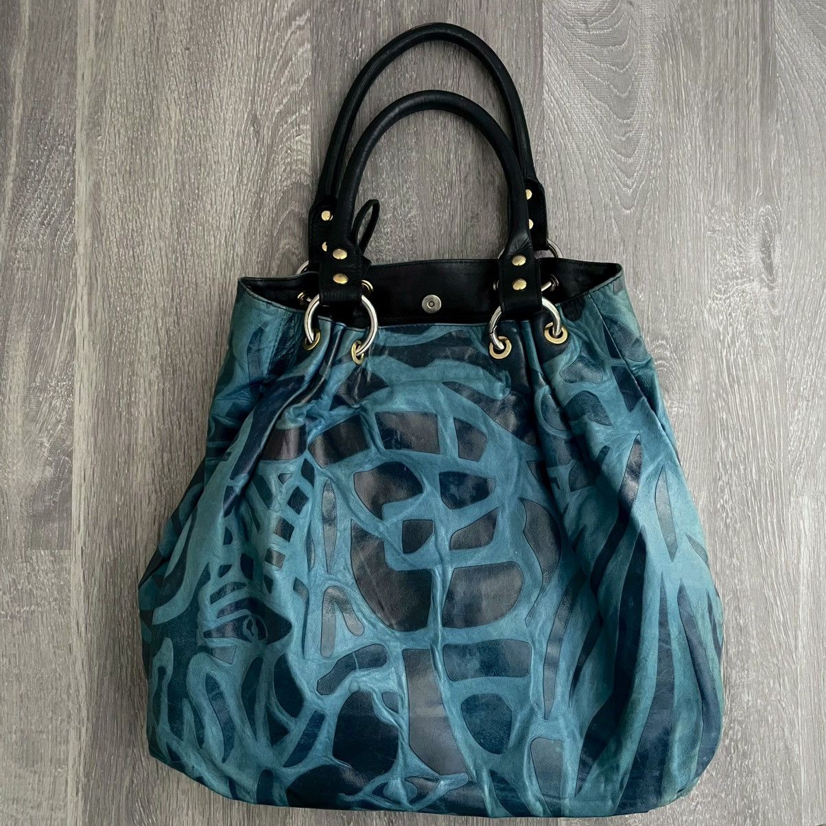 Other Italian Leather Animal Print Hobo Purse with Gold Hardware Size ONE SIZE - 2 Thumbnail