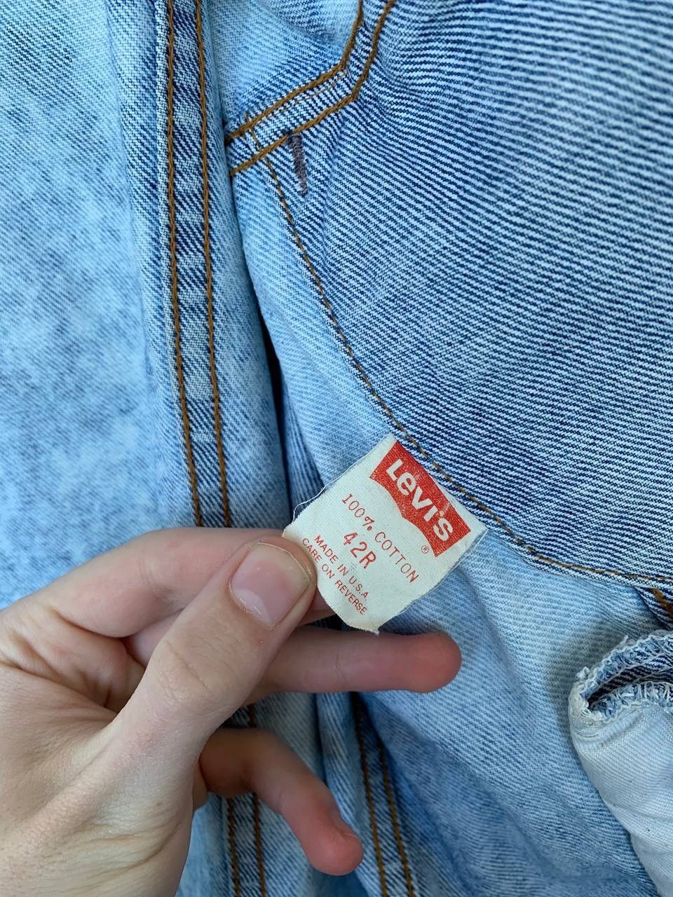 Levi's × Levi's Vintage Clothing Vintage Levi’s Denim Jacket Washed Distressed Size M Size US M / EU 48-50 / 2 - 13 Thumbnail