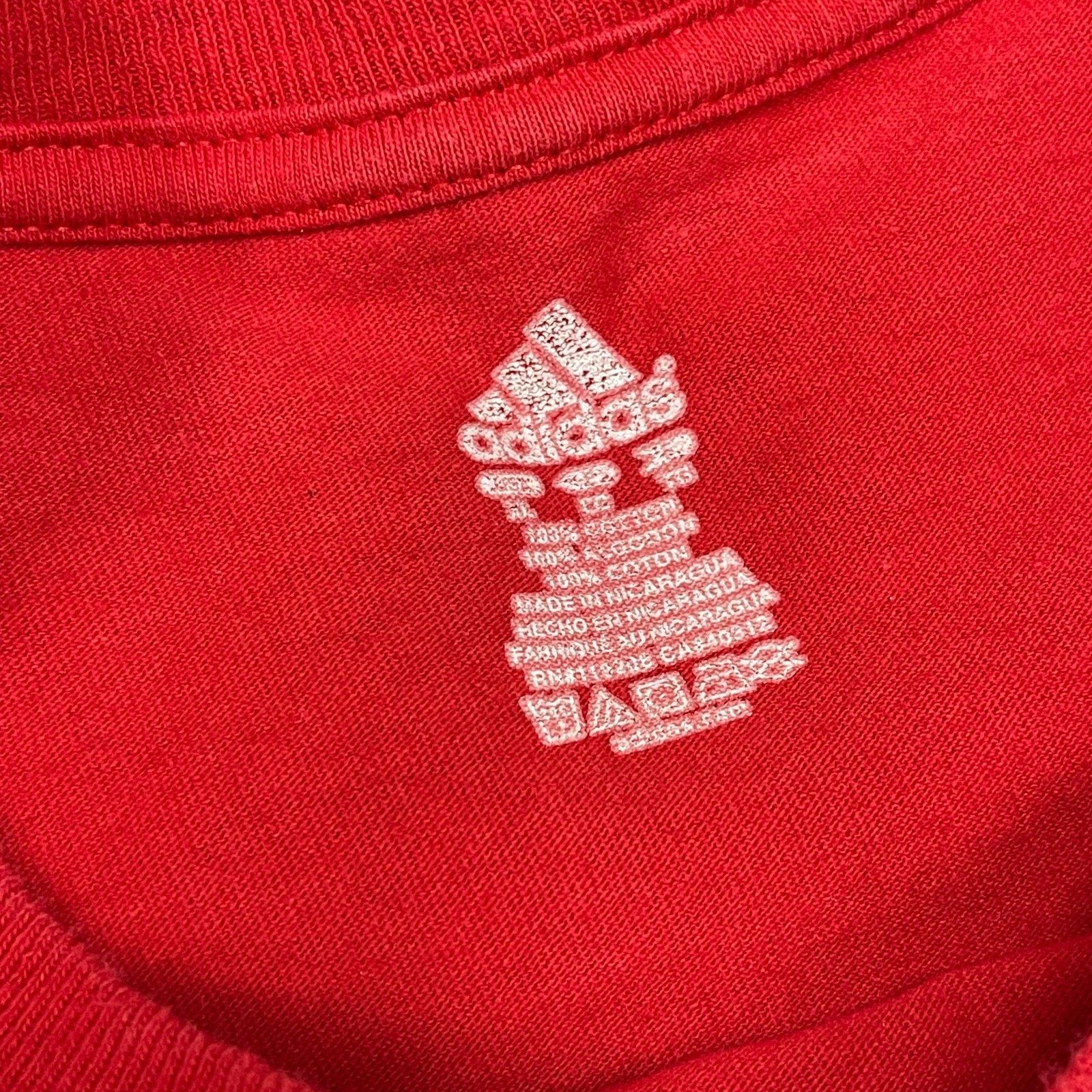 Adidas Adidas Chicago Bulls NBA Basketball Long Sleeve Red Tee Size US XL / EU 56 / 4 - 5 Thumbnail